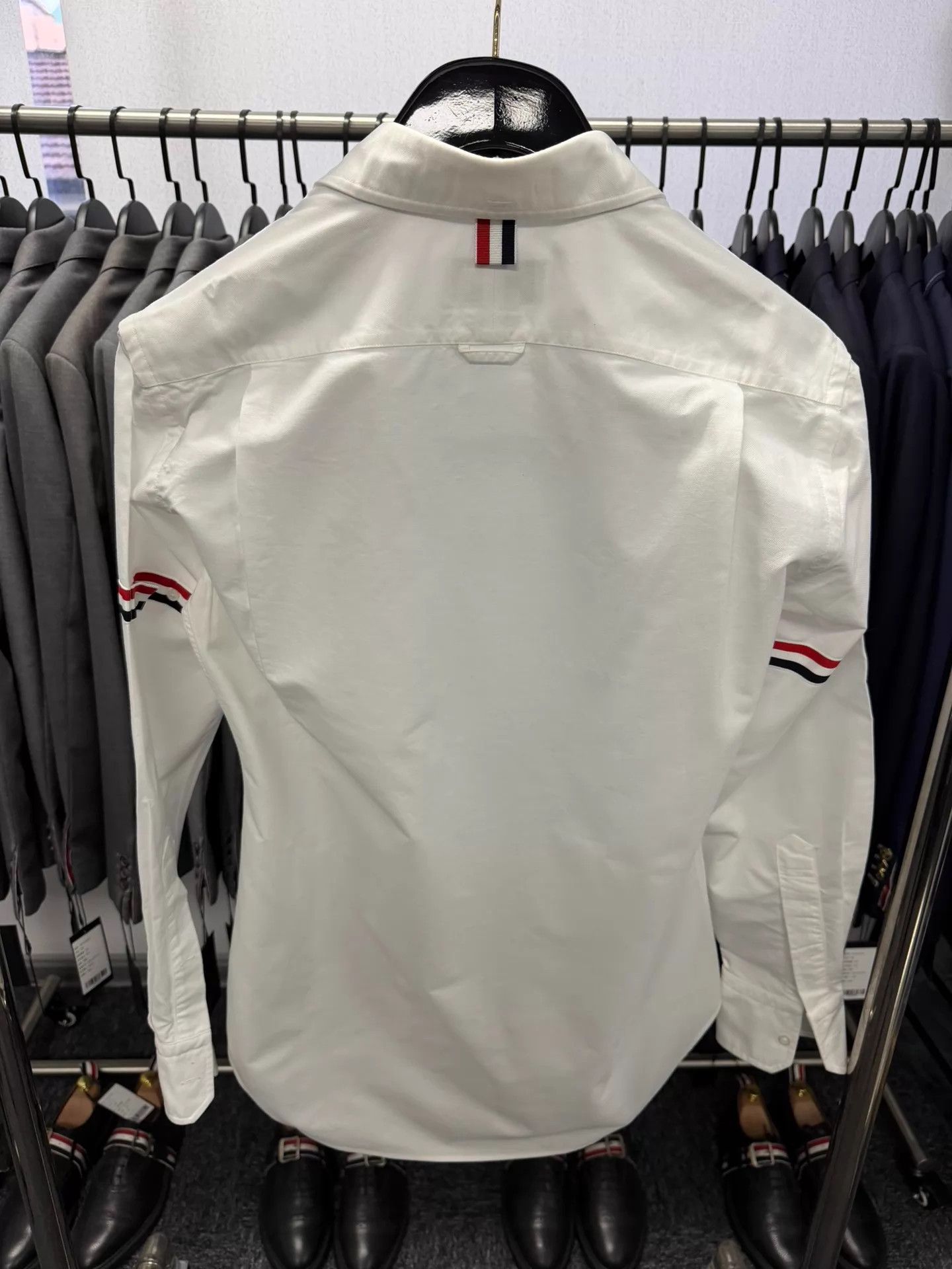 Thom Browne Thom Browne Classic Double Sleeve Logo Oxford Shirt White 2 Size US M / EU 48-50 / 2 - 2 Thumbnail