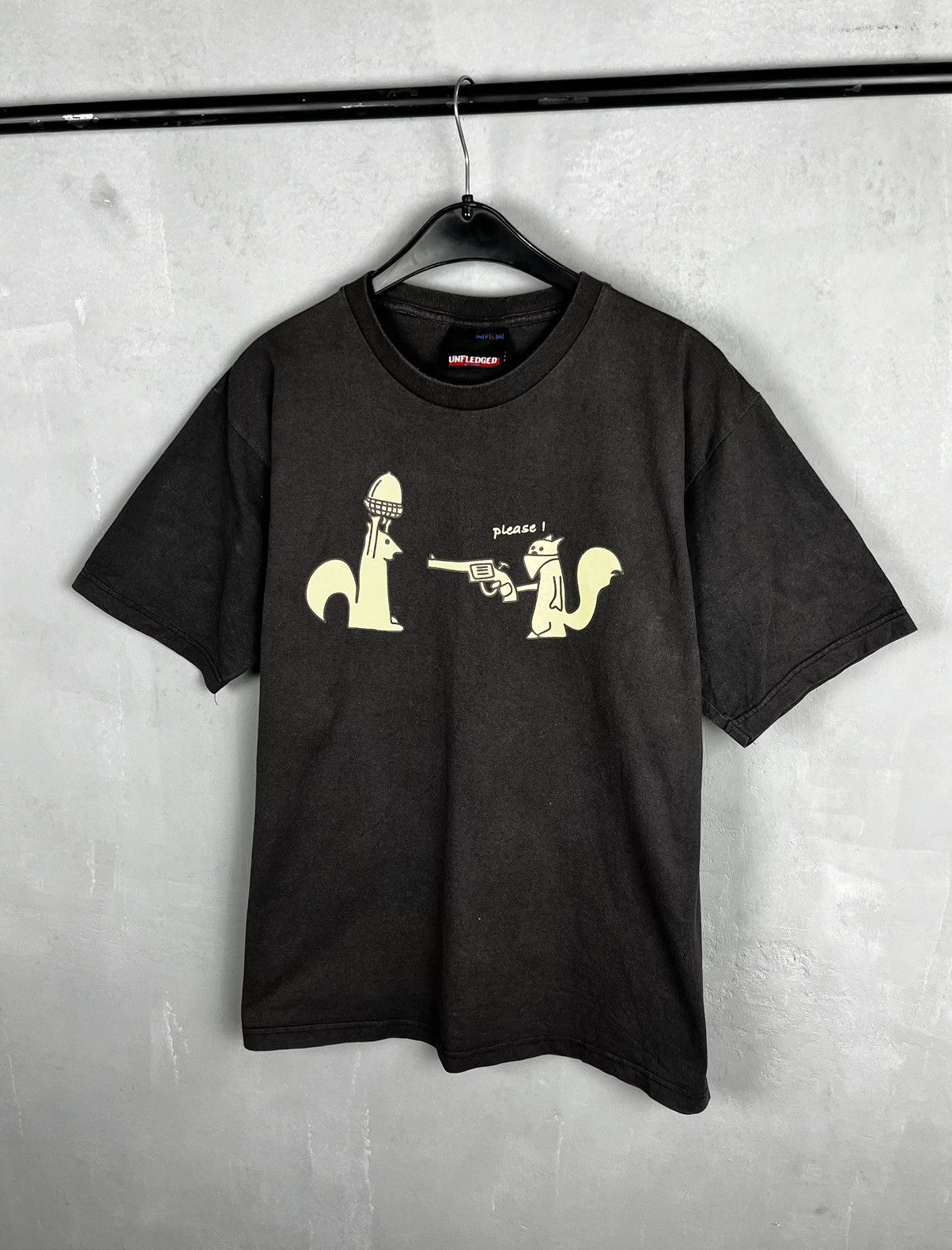 Rap Tees × Vintage Vintage Unfledged Big Logo Rap T-shirt y2k Size US L / EU 52-54 / 3 - 11 Thumbnail