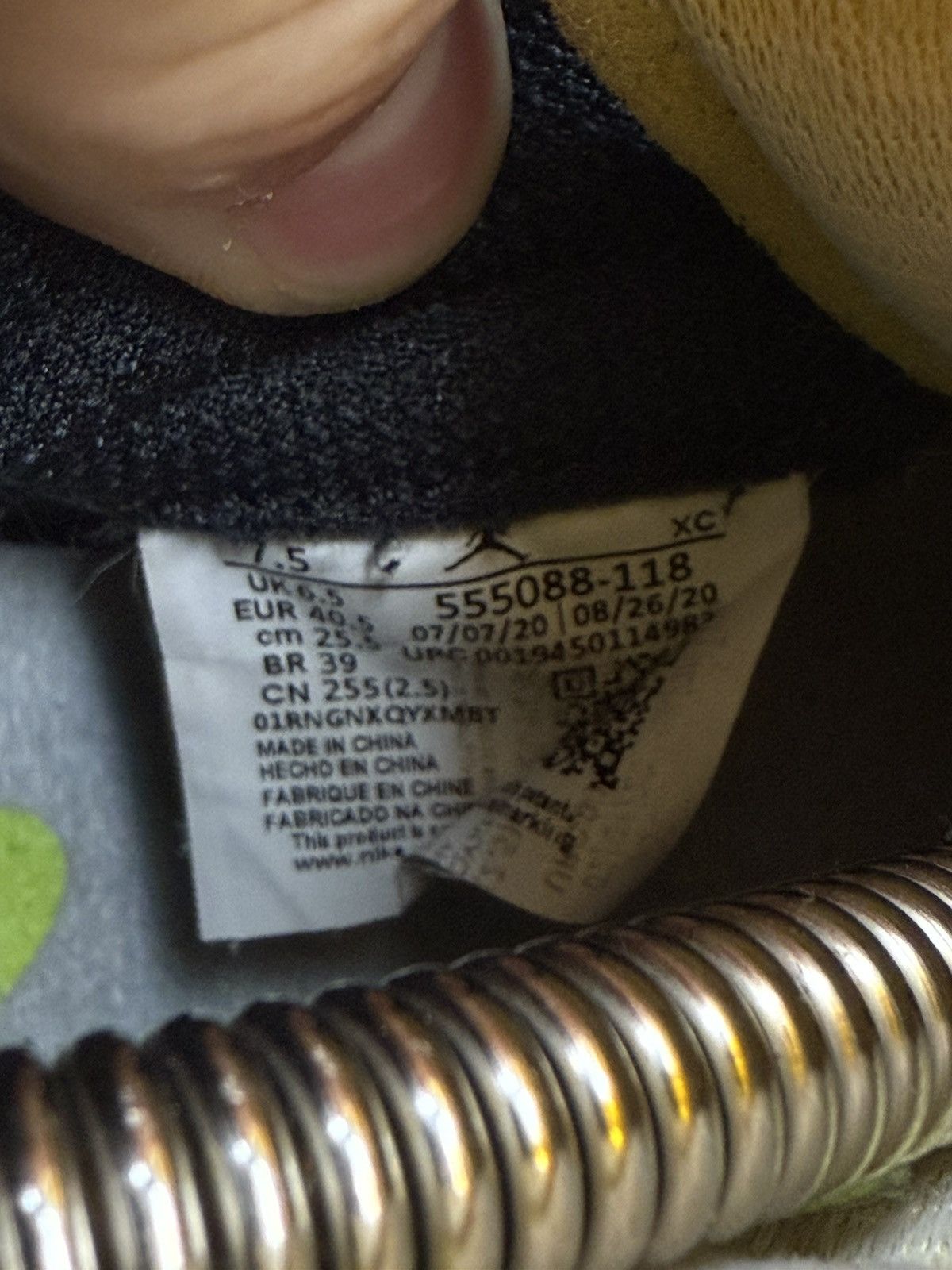 Jordan Brand Air Jordan 1 Volt Gold Size US 7.5 / EU 40-41 - 15 Thumbnail