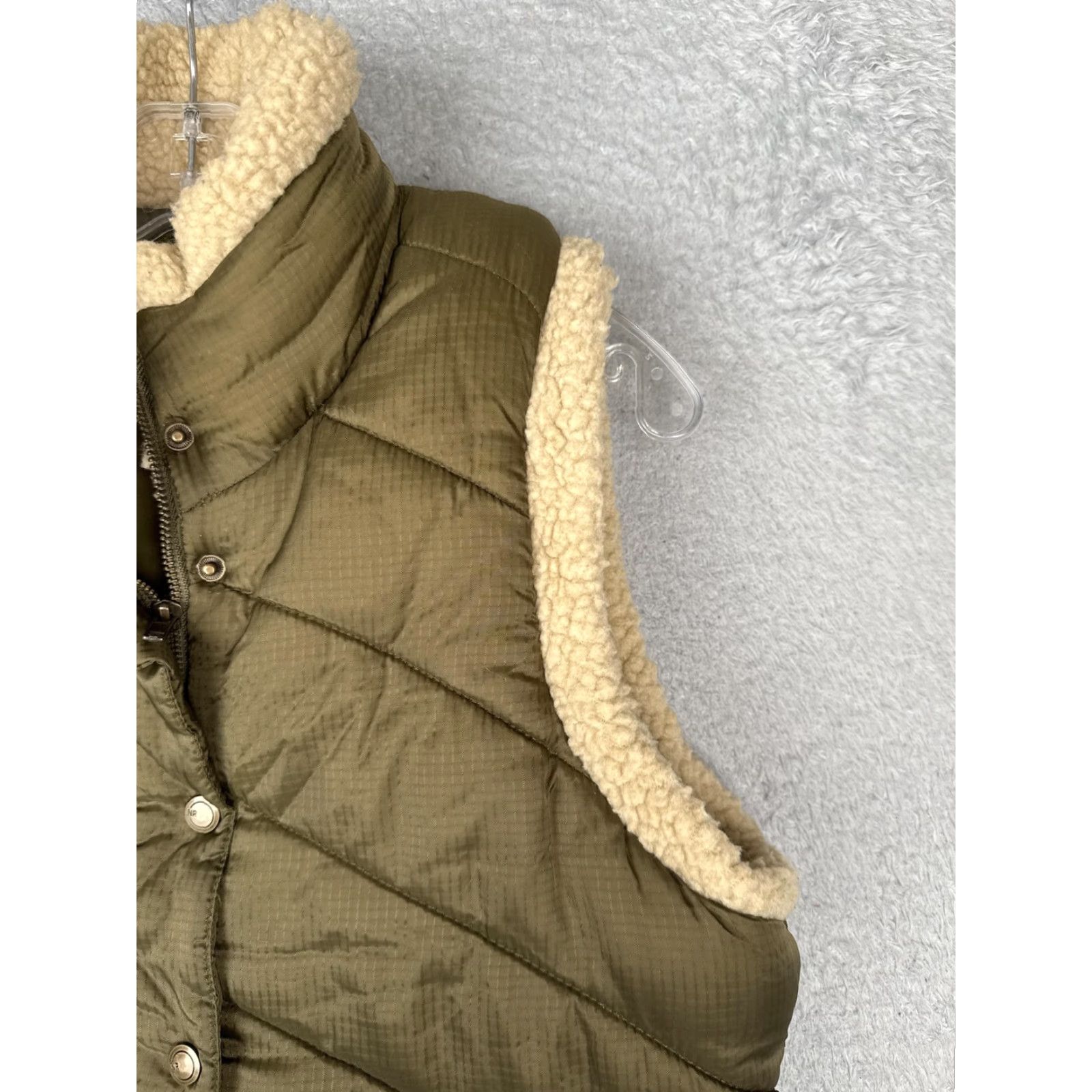 Vintage Natural Reflections Vest Women Large Green Sherpa Lined Quilted Puffer Warm Poly Womens Size L / US 10 / IT 46 - 5 Thumbnail