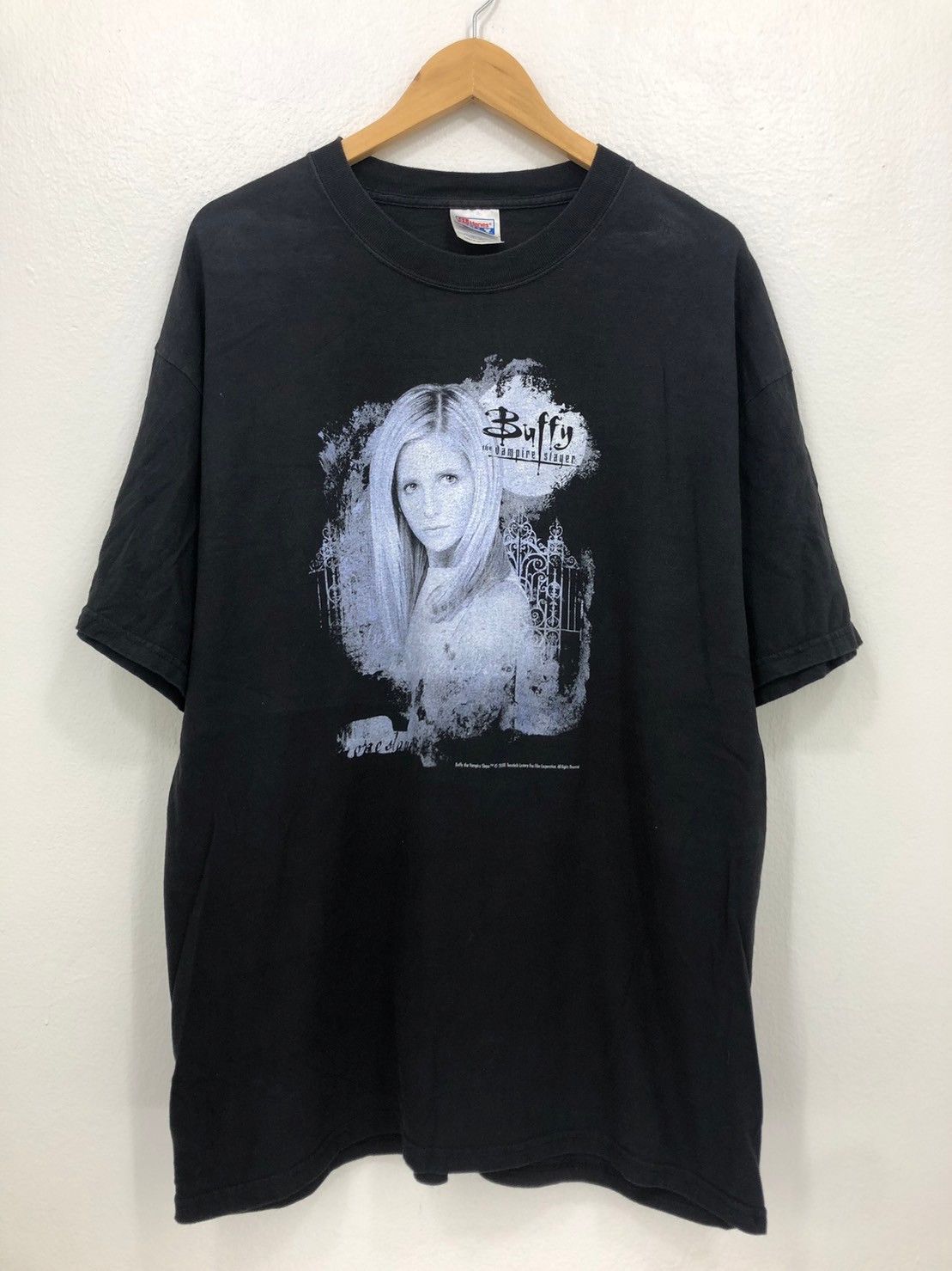 Vintage Vintage 2000's BUFFY THE VAMPIRE Slayer shirt wts01 Size US XL / EU 56 / 4 - 2 Thumbnail