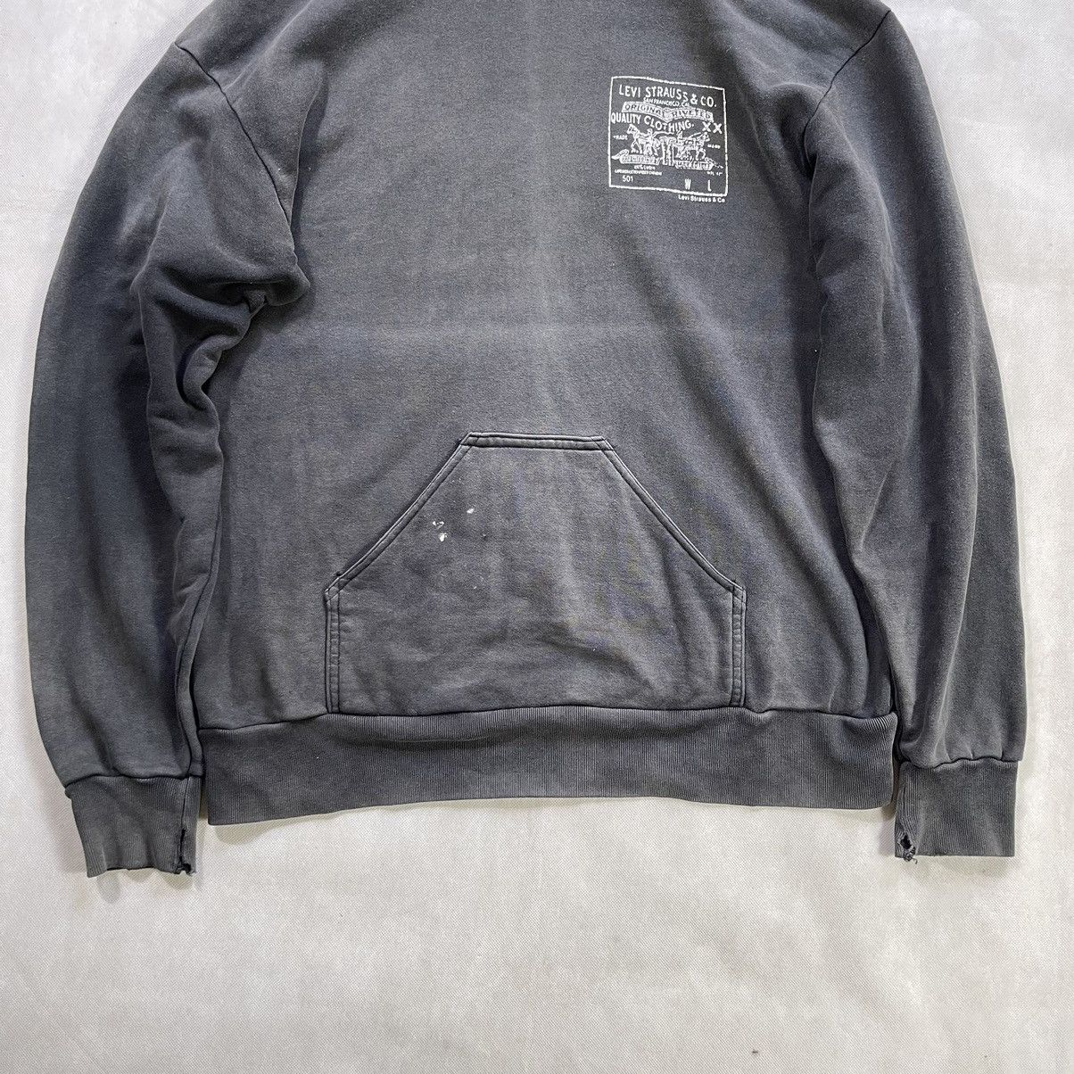 Levi's Made & Crafted Rare! Vintage Fades Levis 501 Iconic Logo Distressed Hoodie Size US M / EU 48-50 / 2 - 4 Thumbnail