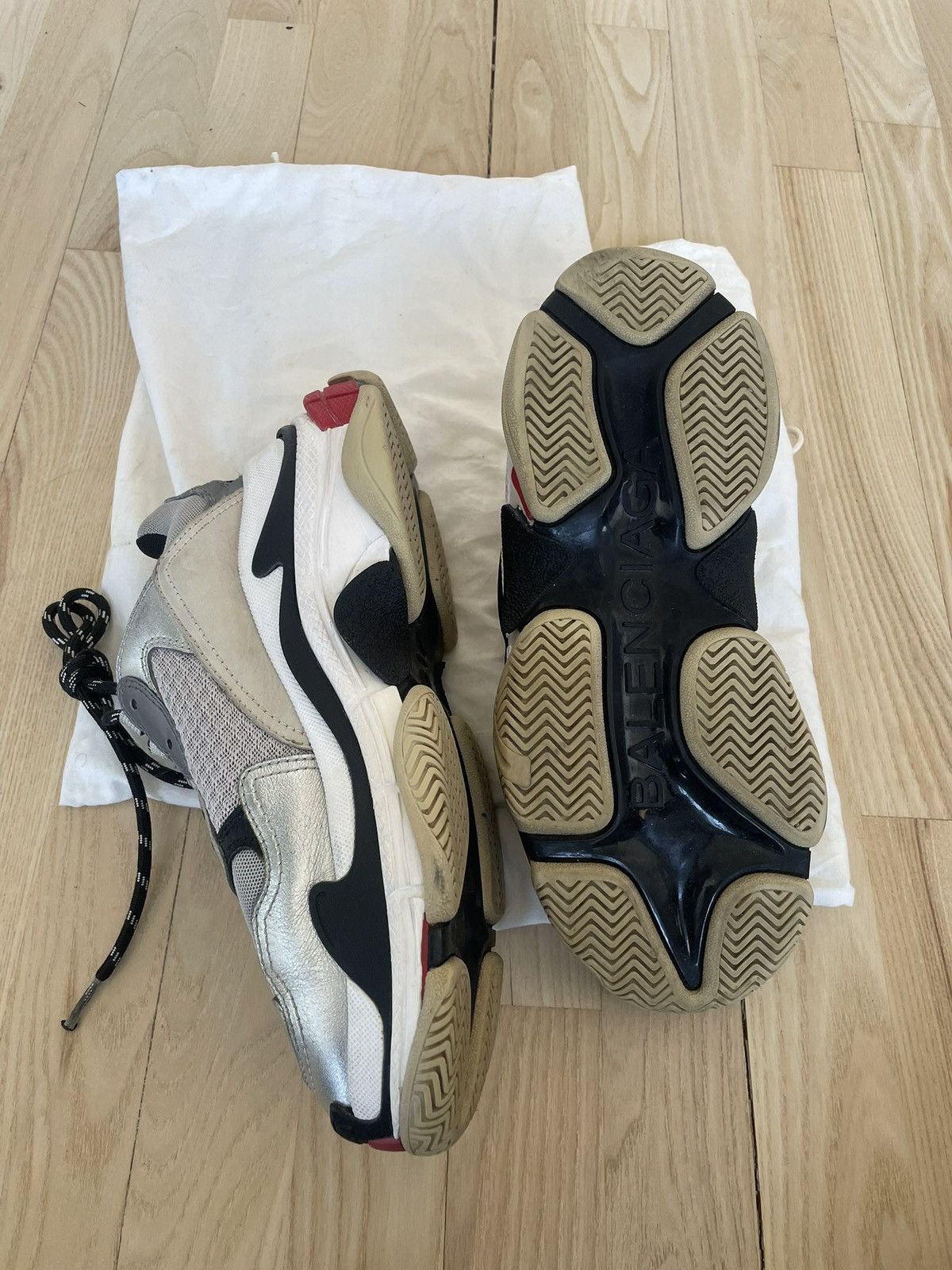 Balenciaga Balenciaga Triple S Size US 6 / IT 36 - 2 Thumbnail