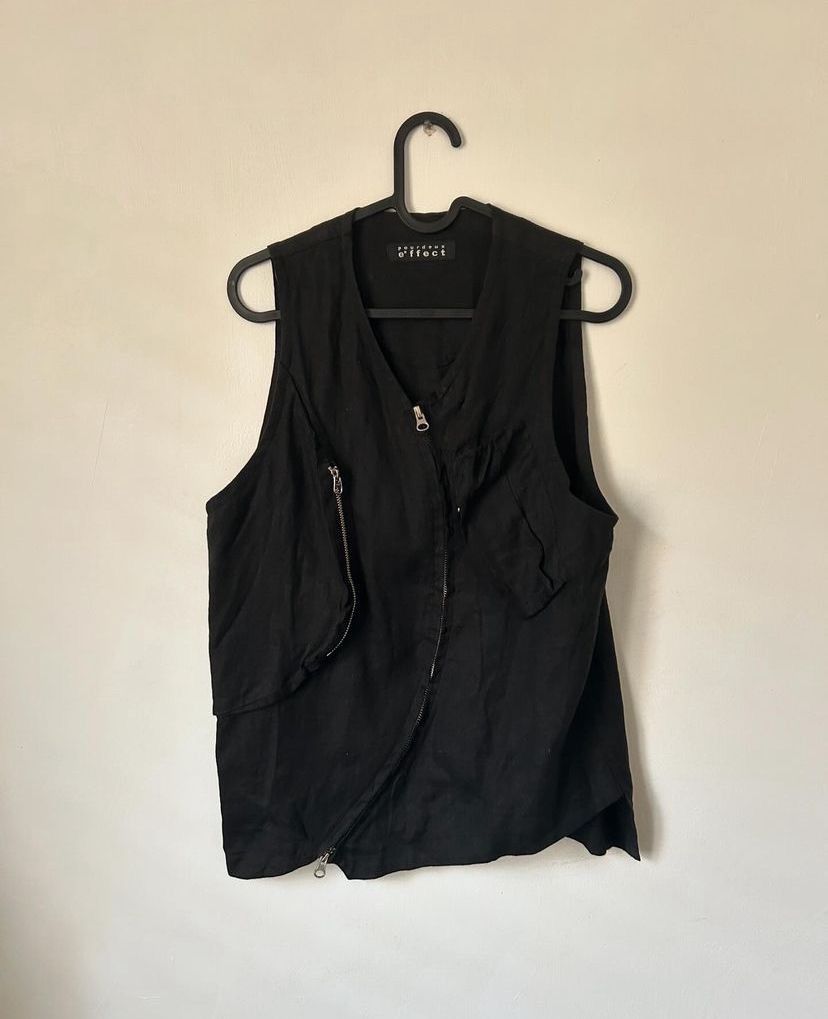 If Six Was Nine × Japanese Brand × Le Grande Bleu (L.G.B.) Pour deux e*ffect asymmetric linen cargo vest Size US S / EU 44-46 / 1 - 1 Thumbnail