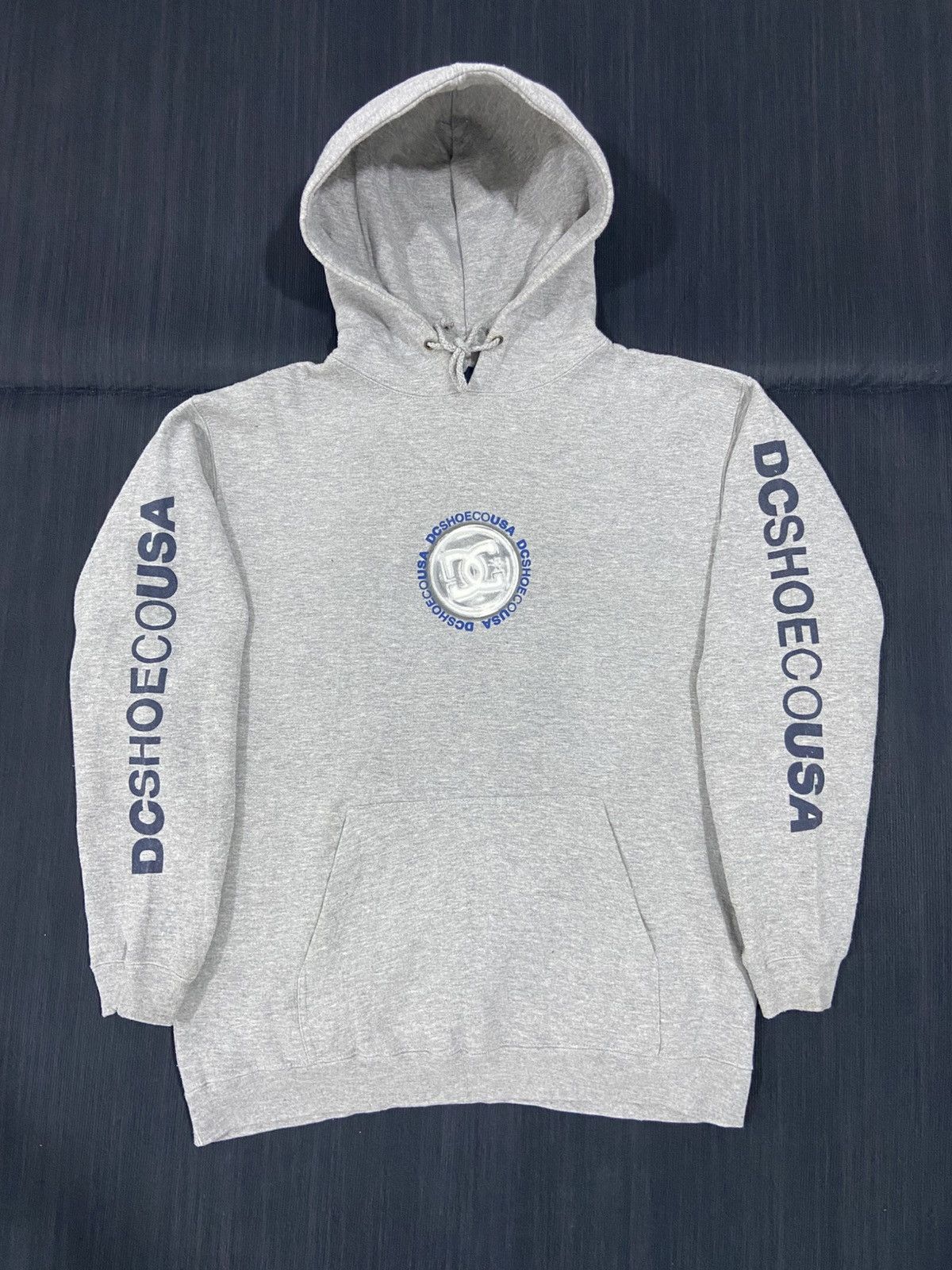 DC 🛹Y2K DC Shoes USA Centre Logo Hoodie Size US L / EU 52-54 / 3 - 1 Thumbnail
