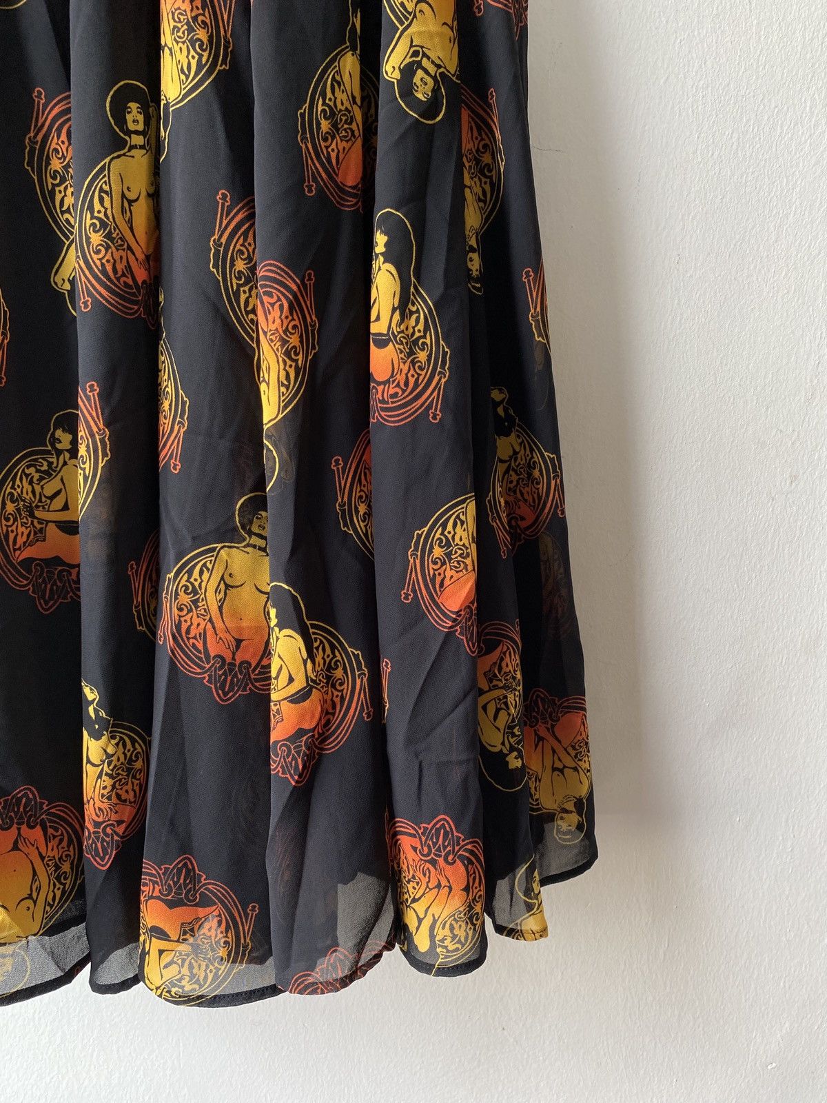 Hysteric Glamour Hysteric Glamour Iconic Girl Print Dresses Size M / US 6-8 / IT 42-44 - 8 Thumbnail
