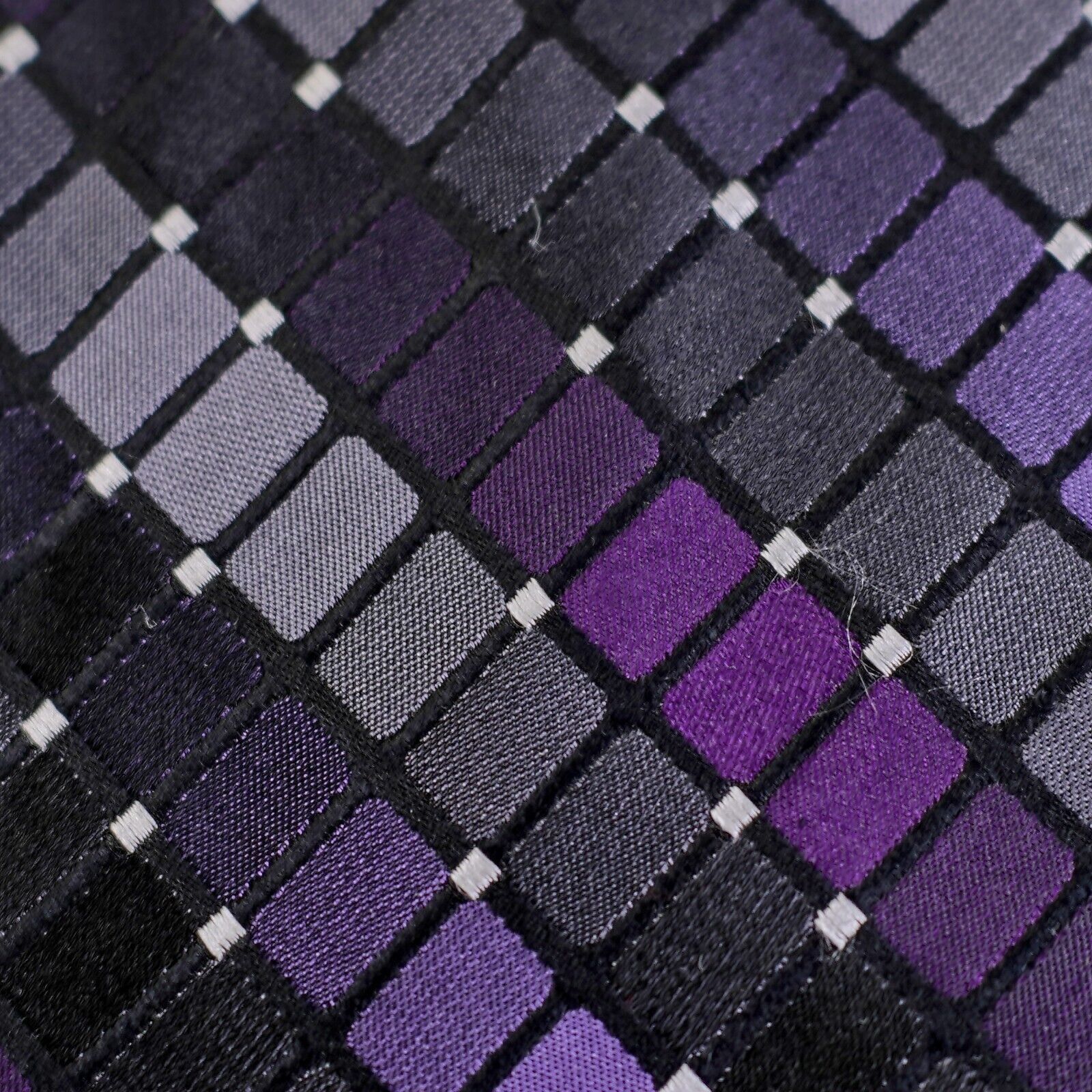 Kenneth Cole Kenneth Cole Reaction Gray Purple Gradient Plaid Silk Tie Size ONE SIZE - 2 Thumbnail