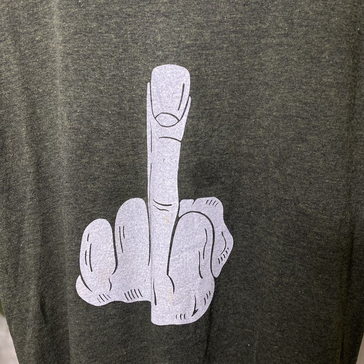 Vintage Vintage Middle Finger F*ck Big Graphic T Shirt Size US L / EU 52-54 / 3 - 2 Thumbnail