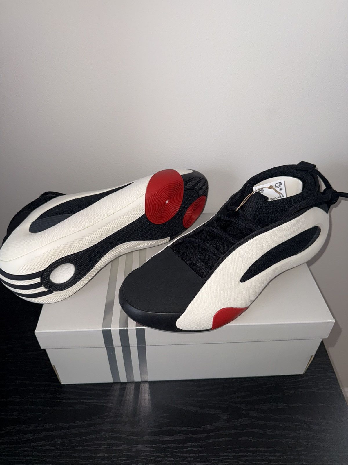 Adidas Harden Volume 8 Size US 11.5 / EU 44-45 - 1 Thumbnail