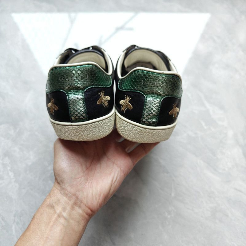 Gucci Gucci Ace Fashion Sneakers with Embroidered Bees - Size US 8.5 / EU 41-42 - 1 Thumbnail