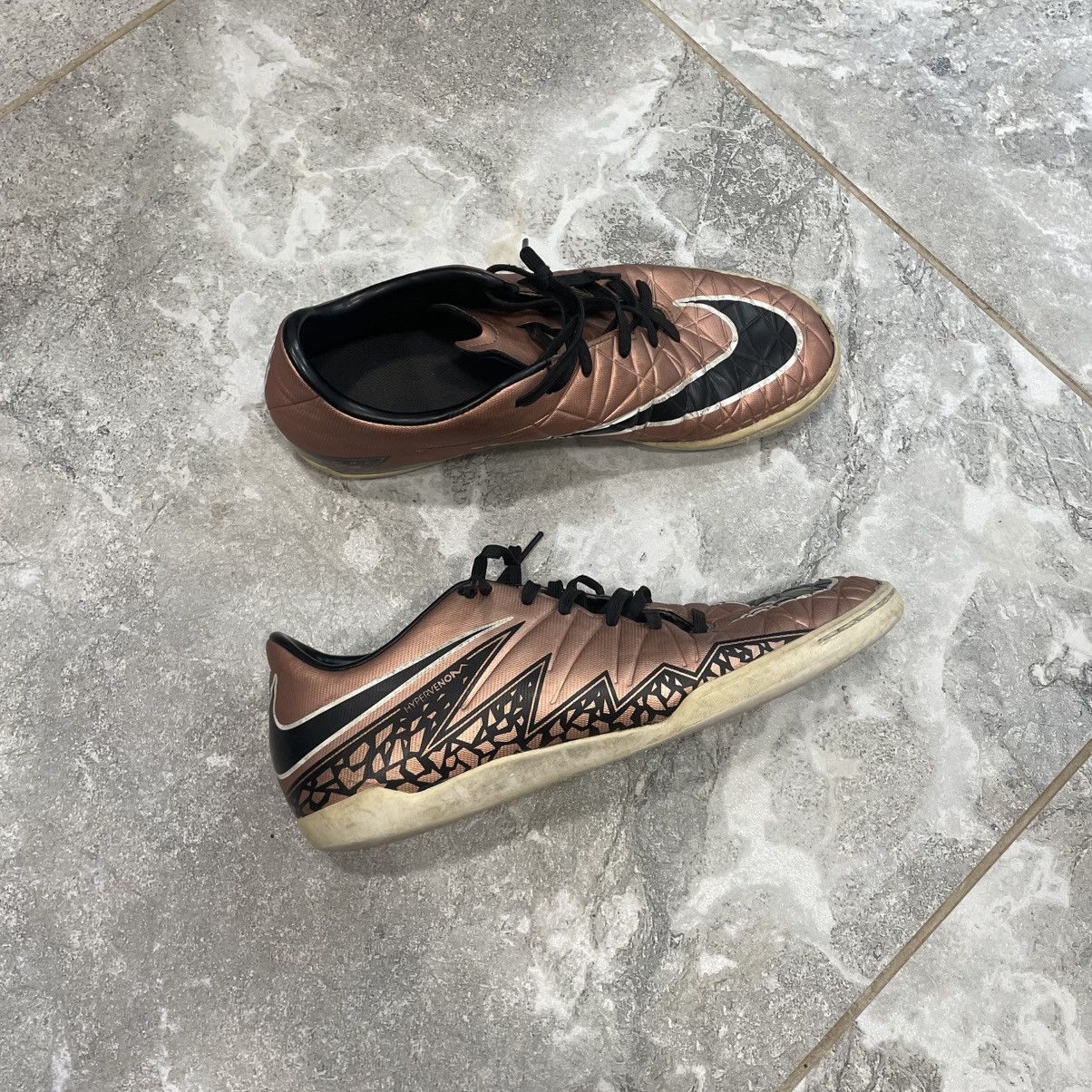 Nike 41 Nike hypervenom Soccer Cleats shoes boots sneakers Size US 8 / EU 41 - 1 Thumbnail