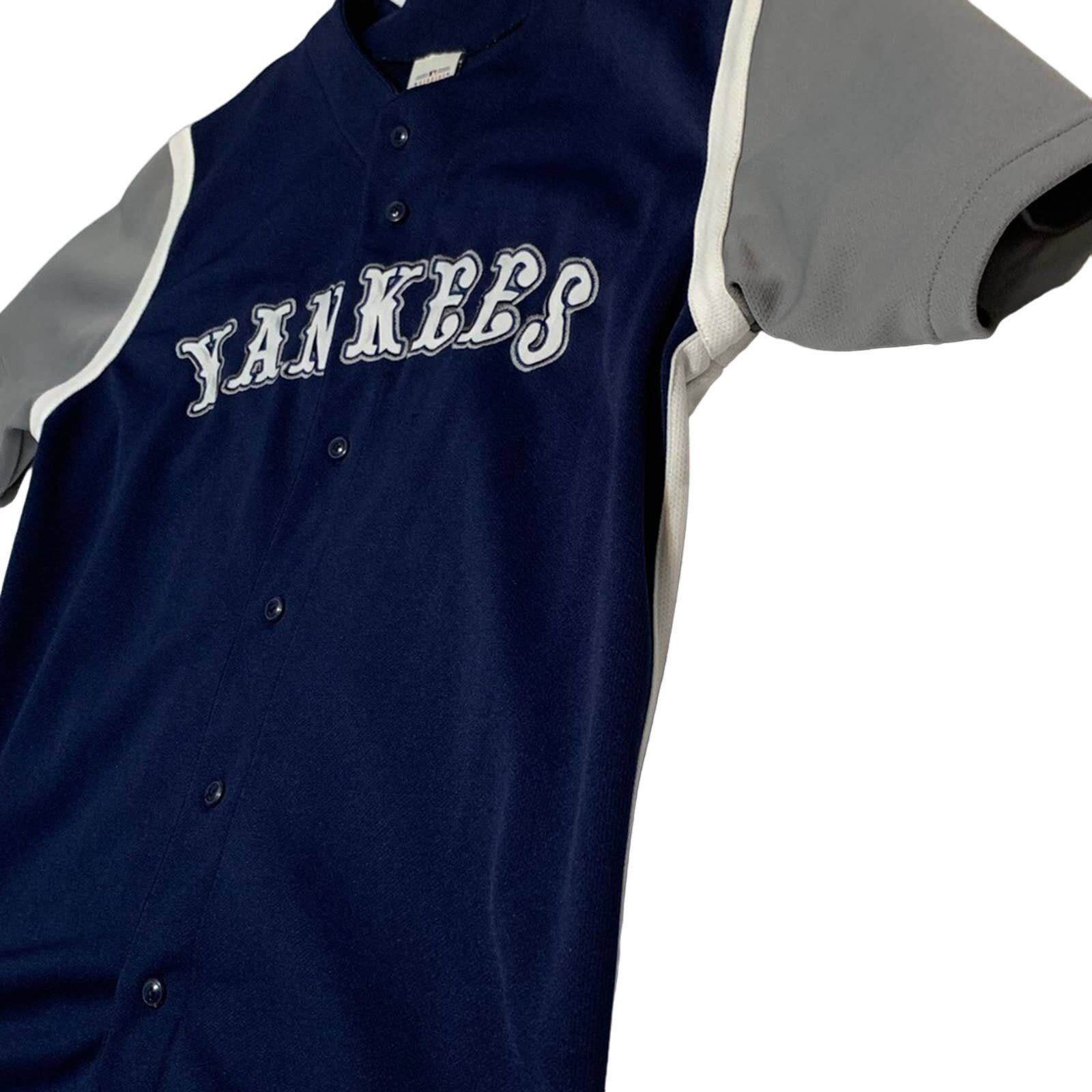 MLB MENS NEW YORK YANKEES EMBROIDERED JERSEY SIZE LARGE CLEAN Size US L / EU 52-54 / 3 - 4 Thumbnail