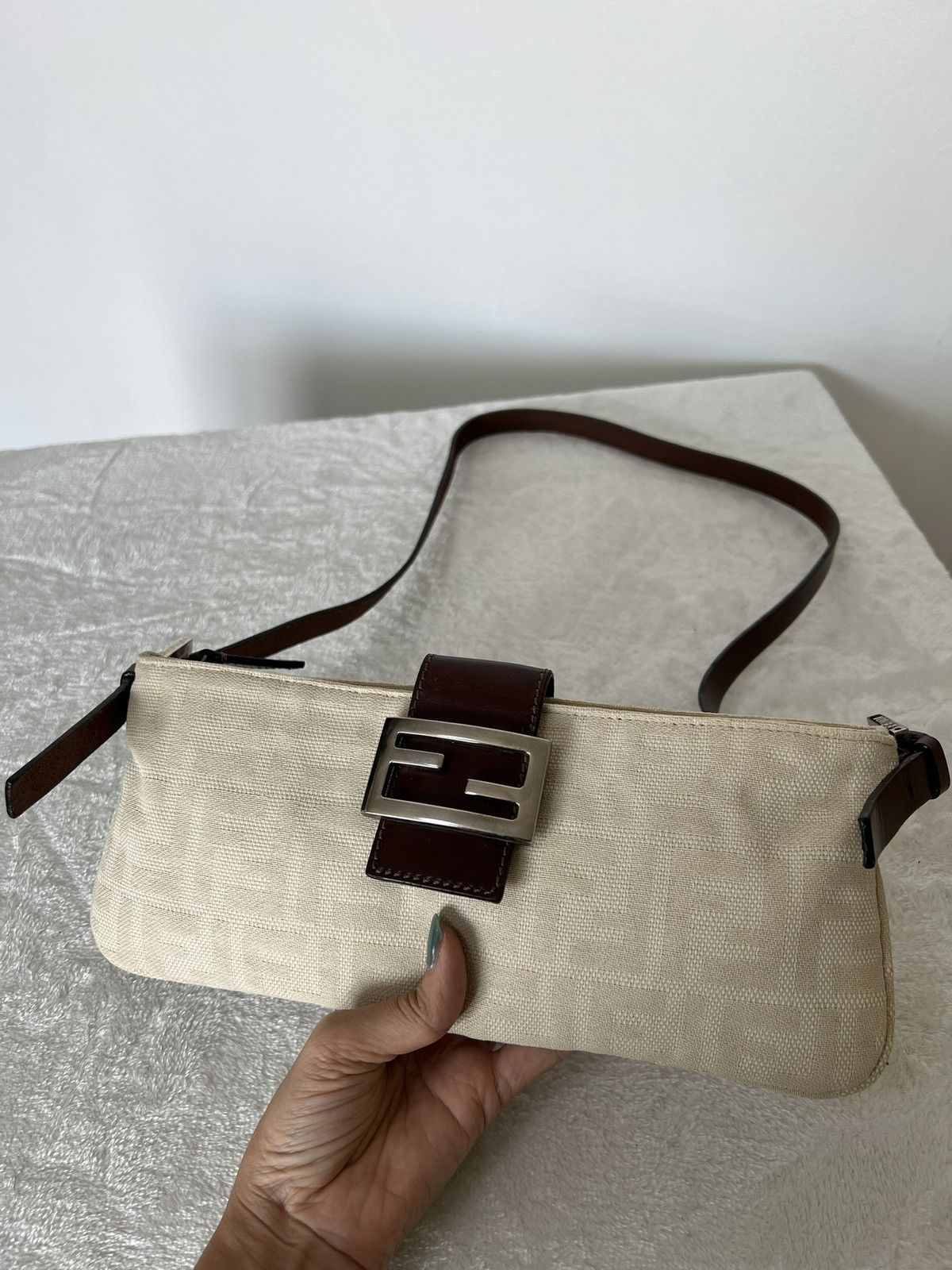 Fendi Fendi Mamma Baguette Ivory Zucca Canvas Size ONE SIZE - 19 Thumbnail