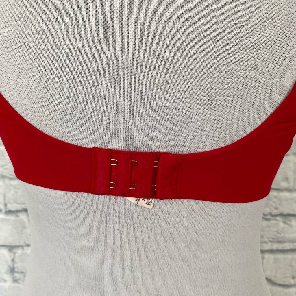 Victoria's Secret Victoria’s Secret women 34D push up without padding 2 hook b Size ONE SIZE - 4 Thumbnail