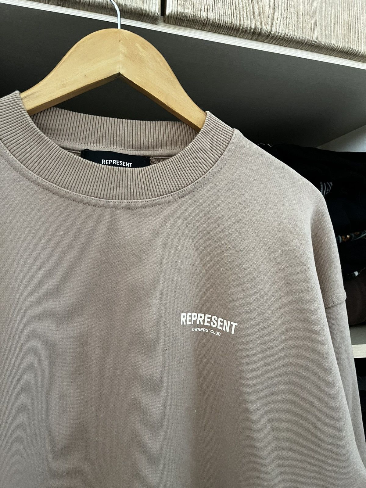 Represent Clo. Represent Clo Owners Club Sweatshirt Size US L / EU 52-54 / 3 - 3 Thumbnail