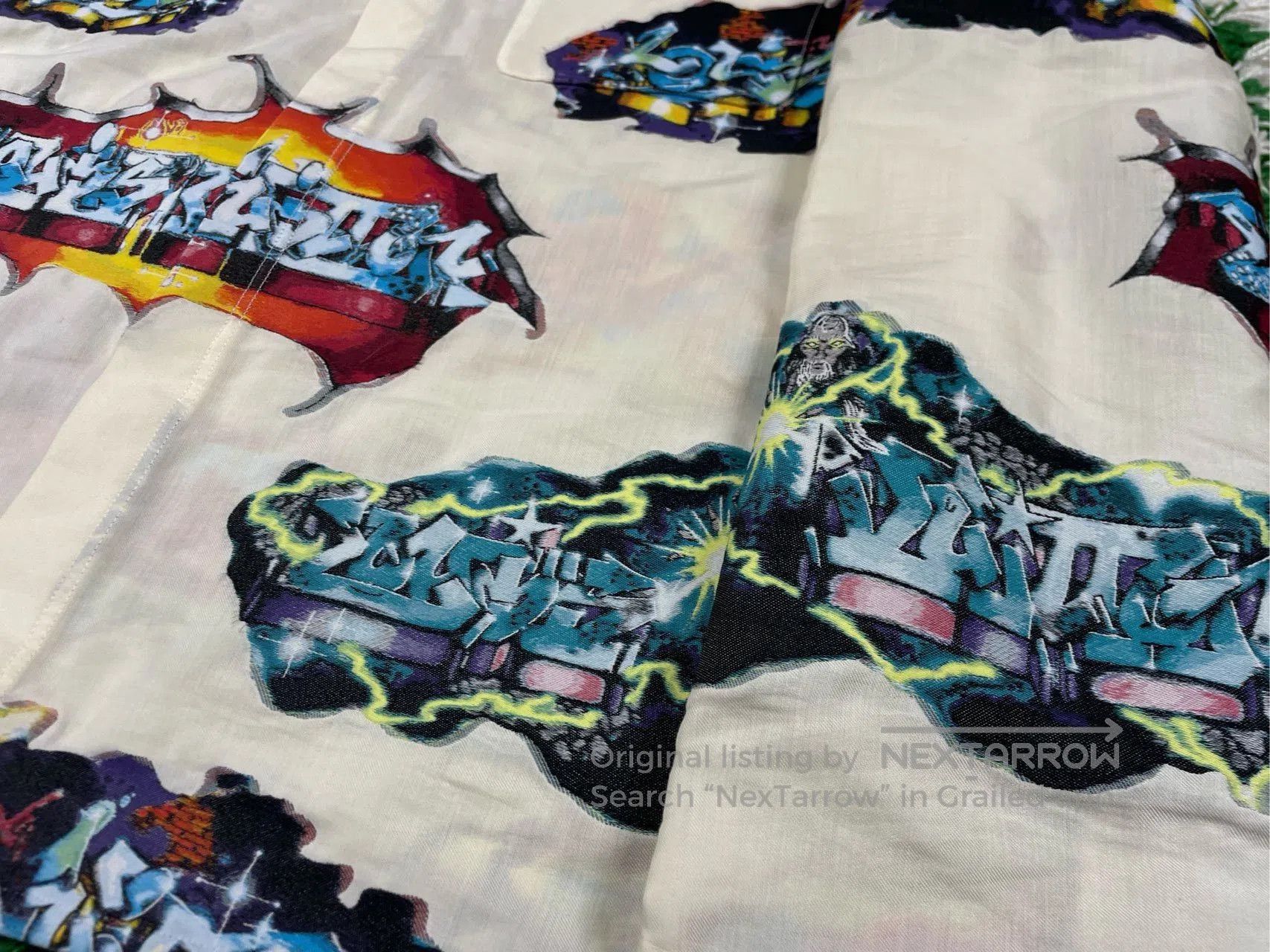 Louis Vuitton Louis Vuitton LV Graffiti Long Sleeve Shirt. Size US S / EU 44-46 / 1 - 9 Thumbnail