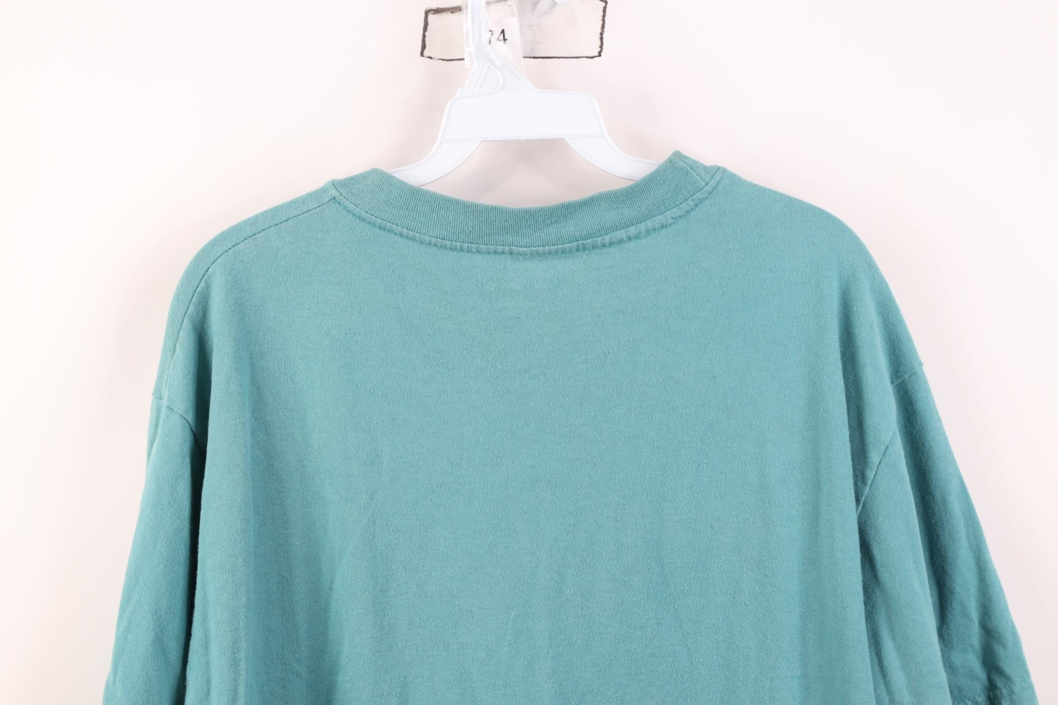 Vintage Vintage 90s Streetwear Earth Day Nature Butterfly T-Shirt Size L / US 10 / IT 46 - 13 Thumbnail