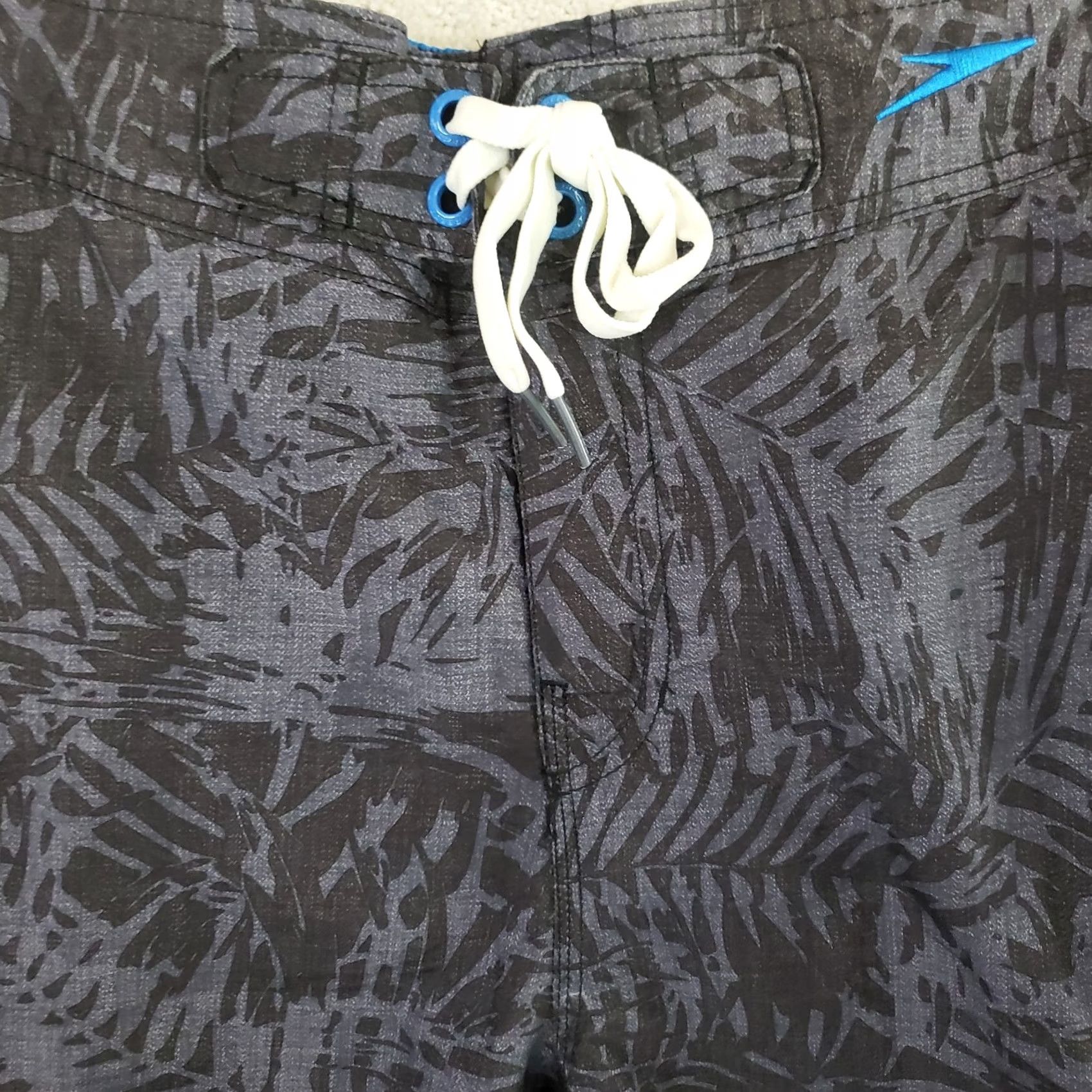 Speedo Speedo Mens L Swimming Trunks Black Gray Foilage Pockets Swim Shorts Beach Size US 33 - 3 Thumbnail