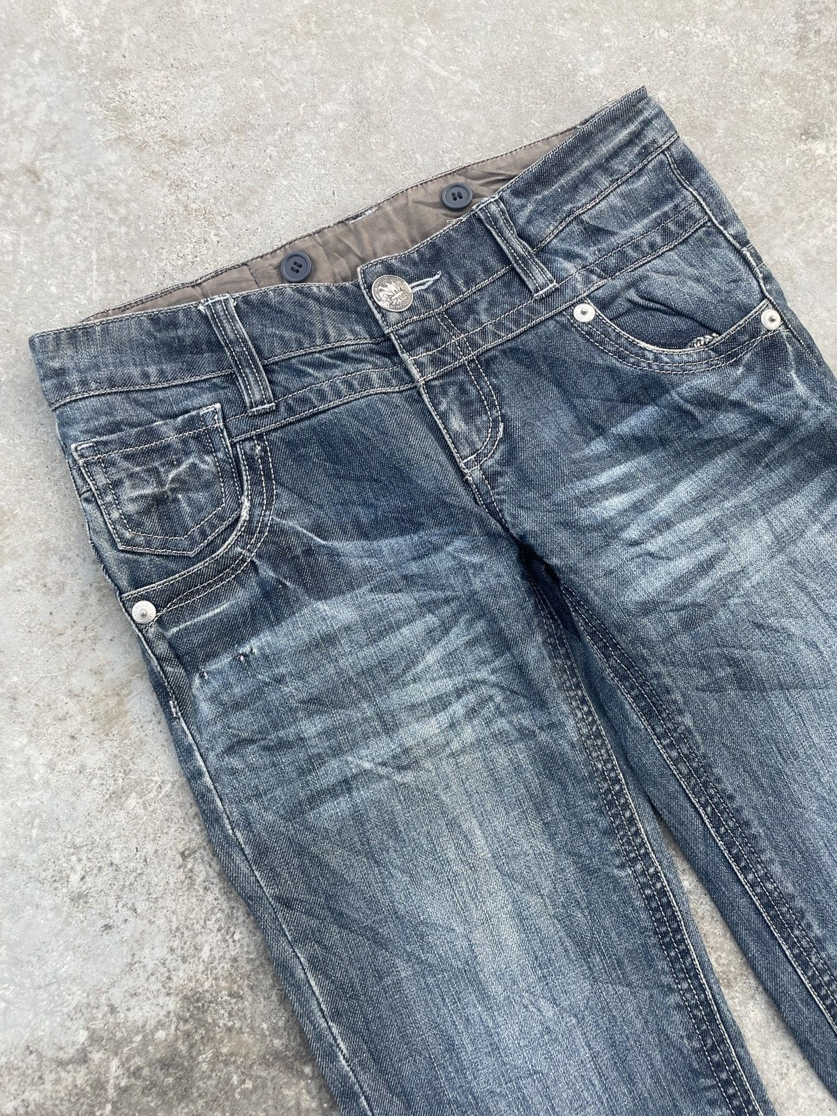 Japanese Brand 2000s japanese brand bootcut jeans Size US 30 / EU 46 - 3 Thumbnail