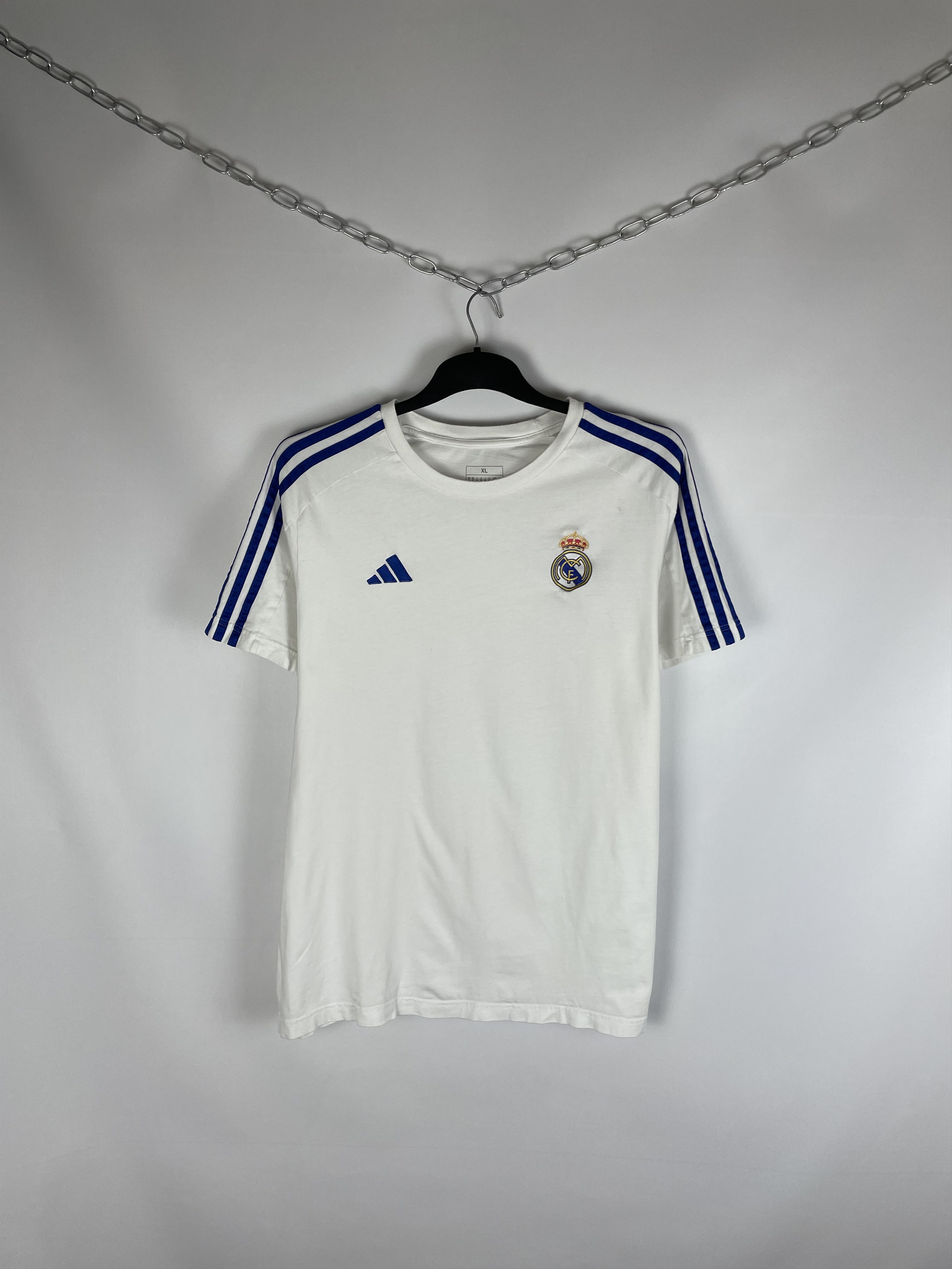 Adidas Adidas Real Madrid Tee Tshirt Size US XL / EU 56 / 4 - 1 Thumbnail