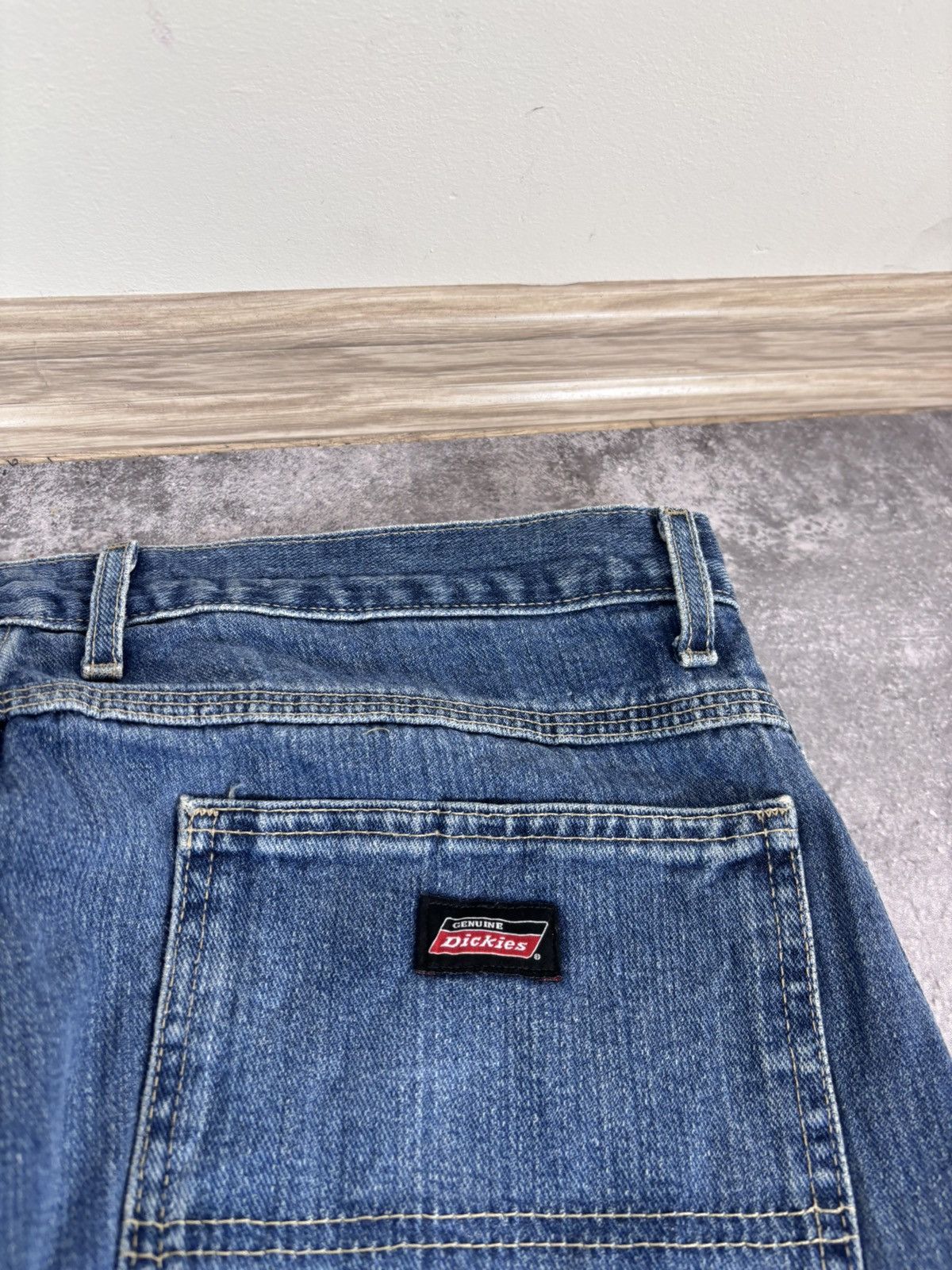 Dickies Dickies Men’s Blue Denim Jeans Straight Relaxed Fit Workwear Size US 36 / EU 52 - 7 Thumbnail