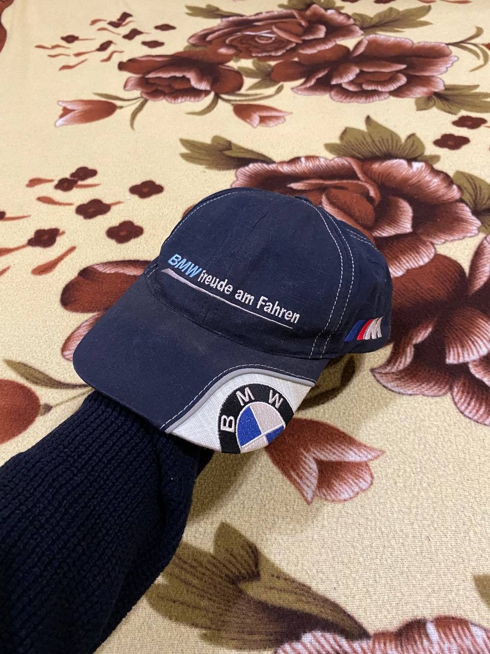 BMW BMW Sauber F1 Team Hat Cap Strap F1 Racing Intel Petronas Size ONE SIZE - 1 Thumbnail