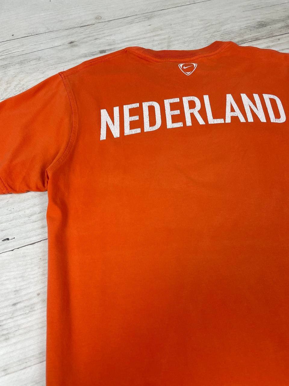 Nike Vintage Nike Nederland KNVB T-Shirt Center Swoosh 00s Soccer Size US M / EU 48-50 / 2 - 15 Thumbnail