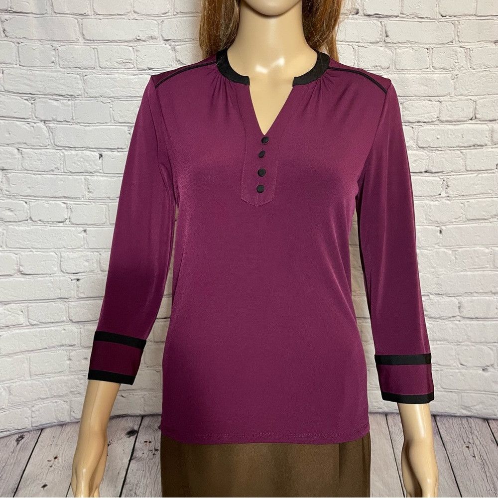 Karl Lagerfeld NWT New KARL LAGERFELD Splitneck Long Sleeve Button Purple Size XXS / US 00 / IT 34 - 5 Thumbnail