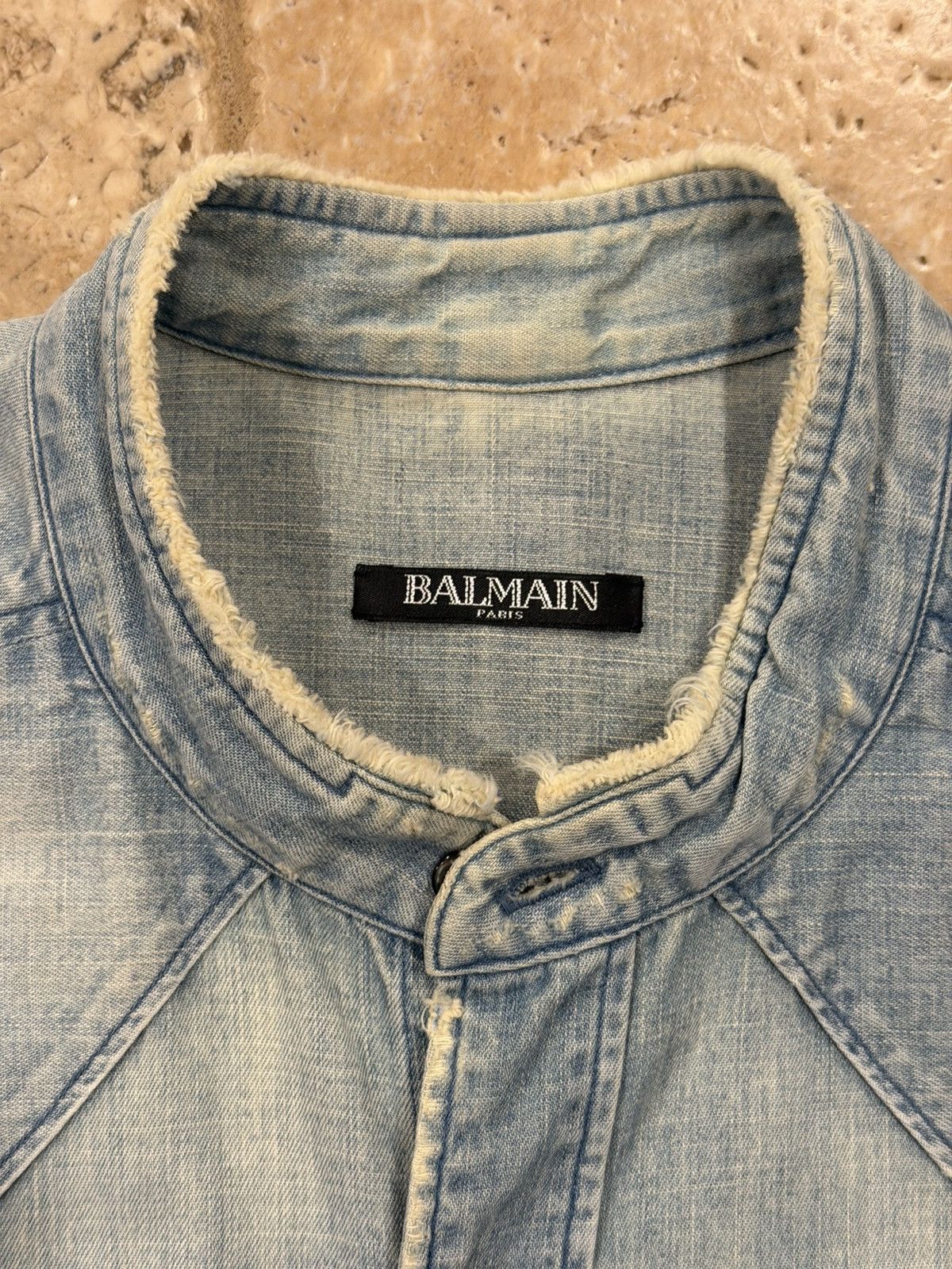 Balmain Balmain SS18 Distressed Light Blue Wash Denim Button Shirt Size US L / EU 52-54 / 3 - 10 Thumbnail