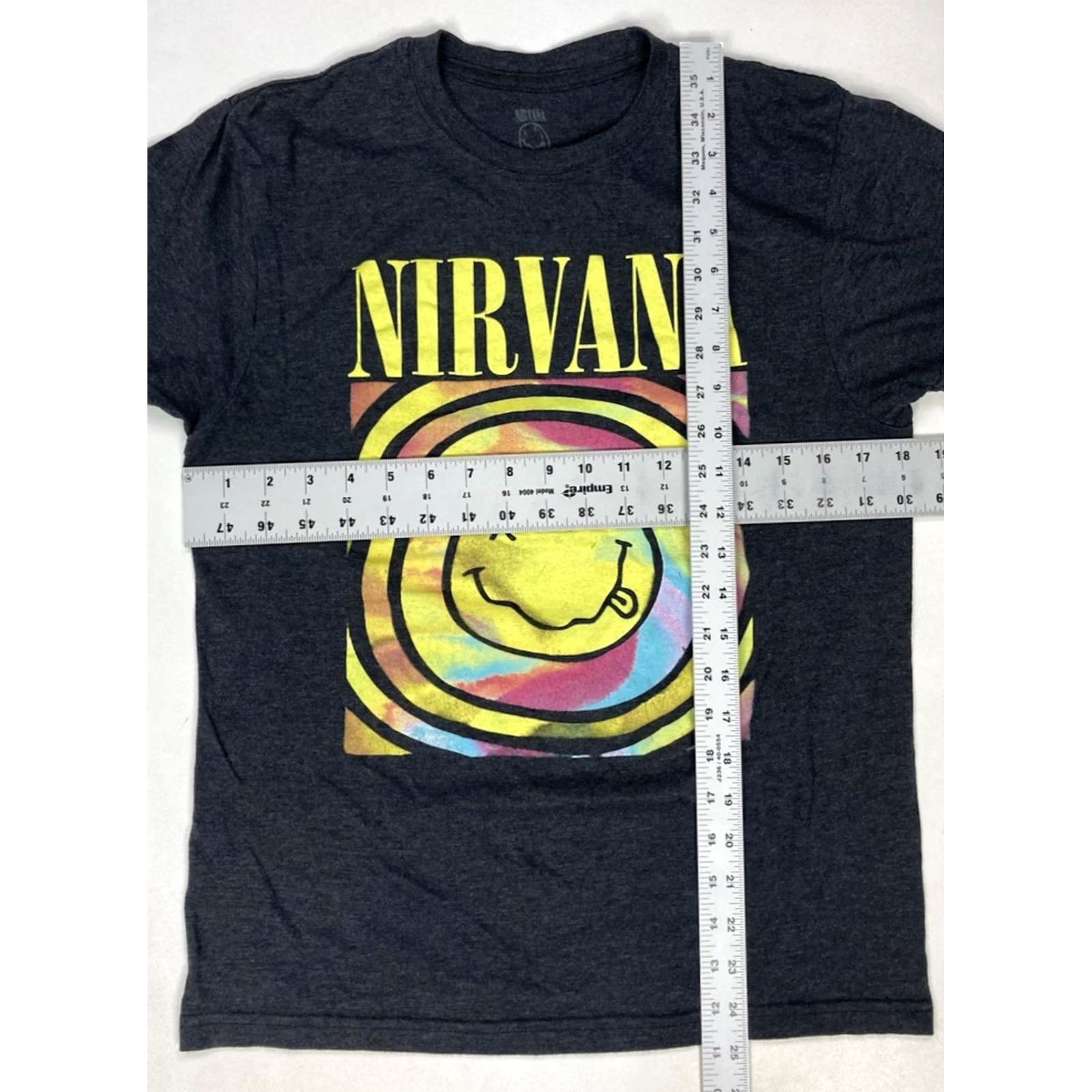 Logo 7 Nirvana T-Shirt Women Medium Dark Gray Logo Crop Graphic Short Sleeve Crew Neck Pullover Casual Music Retro 90s Size M / US 6-8 / IT 42-44 - 5 Thumbnail