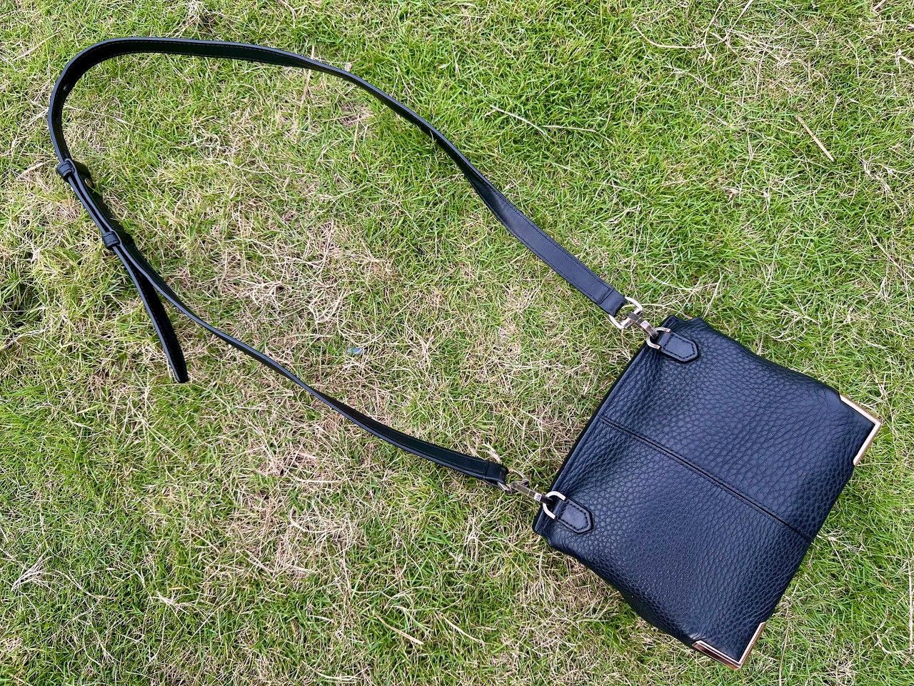 Alexander Wang Authentic Alexander Wang Marion Leather Shoulder Bag Size ONE SIZE - 5 Thumbnail
