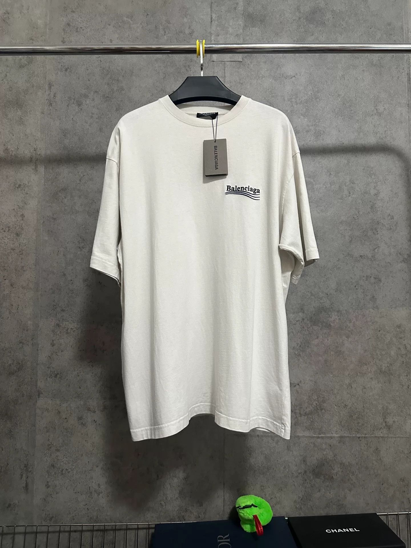 Balenciaga Balenciaga Short Sleeve T-Shirt with Logo Size US M / EU 48-50 / 2 - 1 Thumbnail