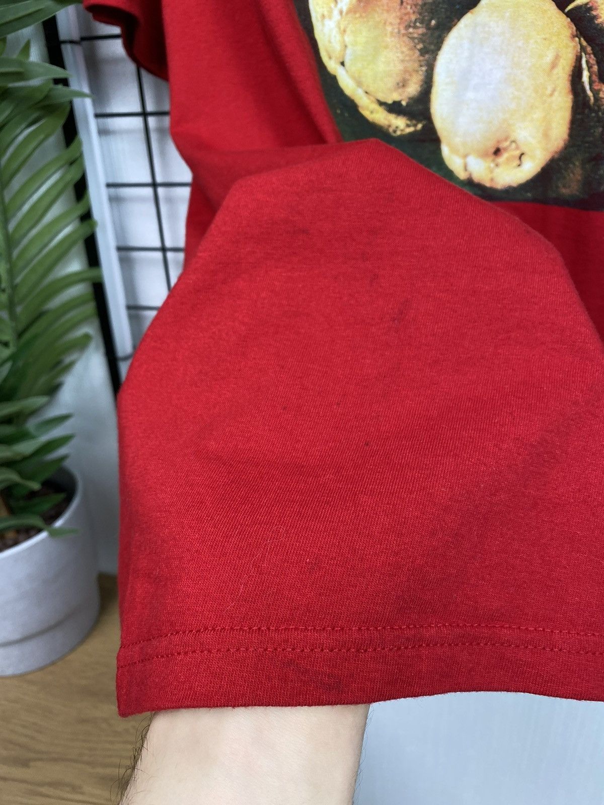 Supreme Supreme Still Life Tee (FW18) L size red Men’s L Hype OG Size US L / EU 52-54 / 3 - 15 Thumbnail