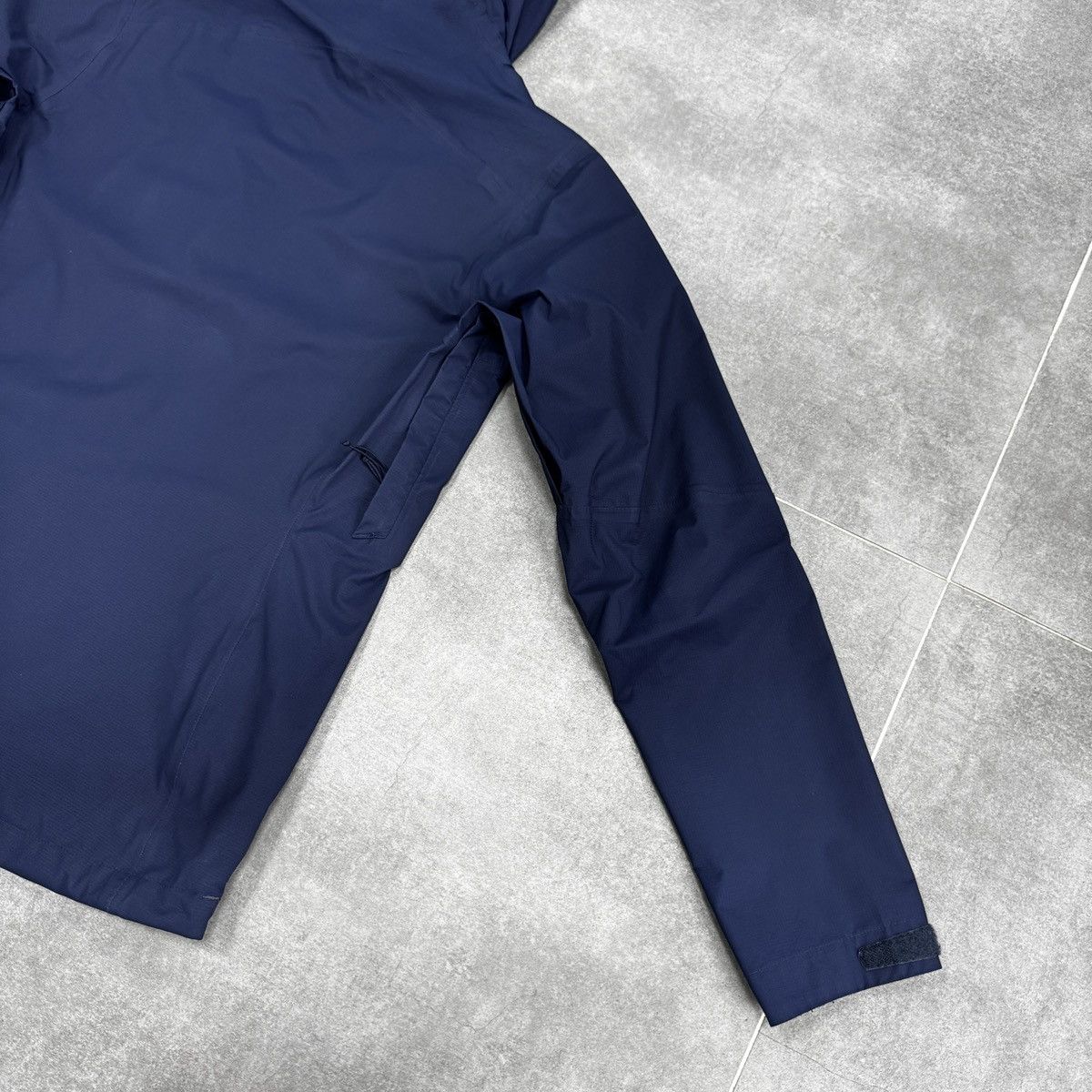 Patagonia Patagonia Waterproof Rain Women Jacket Size M Size M / US 6-8 / IT 42-44 - 23 Thumbnail