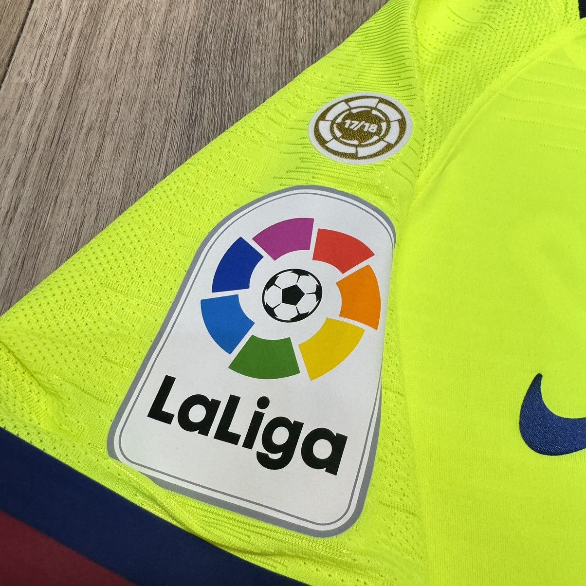 Nike Barcelona 18/19 player issue away shirt #7 Coutinho Size US M / EU 48-50 / 2 - 5 Thumbnail