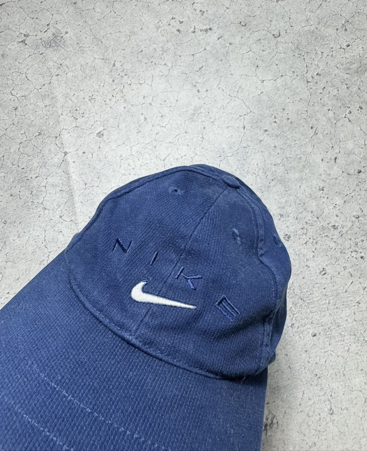 Nike Nike Vintage 90’s Cap Big Logo Swoosh Size ONE SIZE - 2 Thumbnail