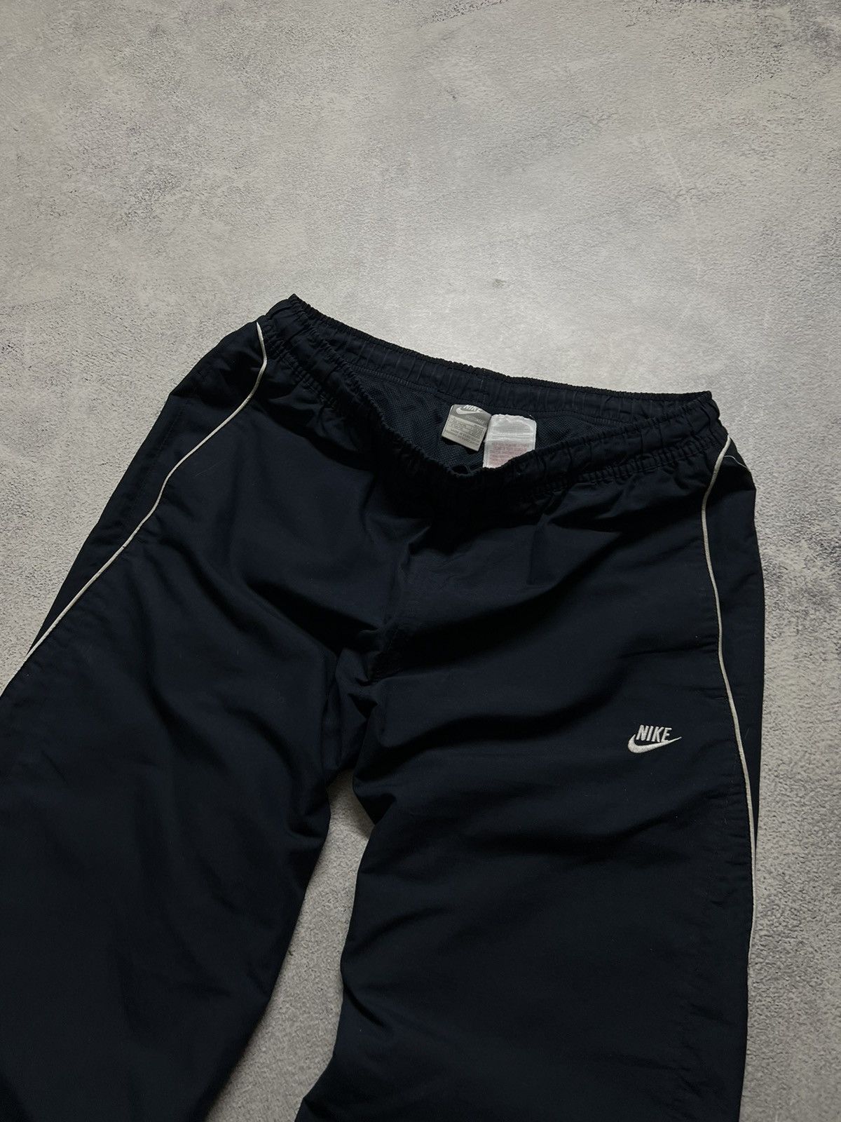 Vintage Vintage Y2K Nike Nylon Mini Swoosh Drill Pants 00’s Size US 34 / EU 50 - 5 Thumbnail