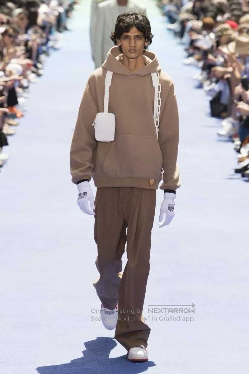 Louis Vuitton Louis Vuitton Cashmere Runway Hoodie. Size US XXL / EU 58 / 5 - 4 Thumbnail
