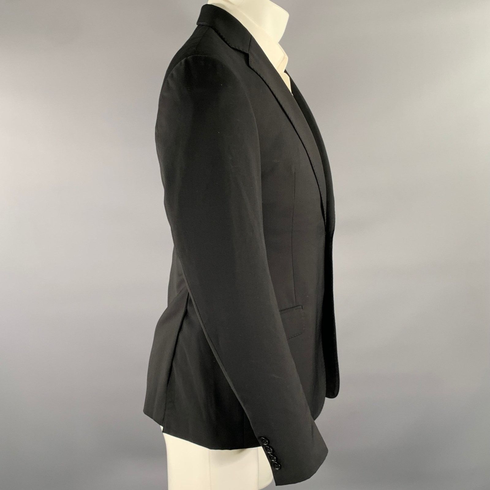 Armani Collezioni ARMANI COLLEZIONI Size 40 Black Wool Notch Lapel Sport Coat Size 40R - 3 Thumbnail