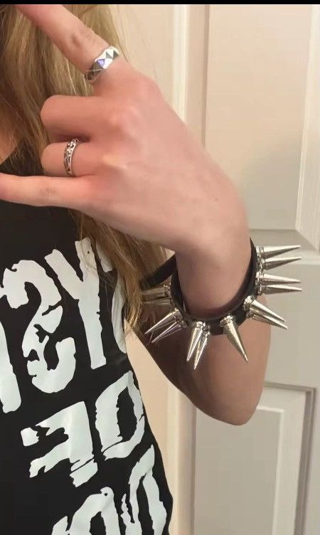 Jewelry Leather Spike Wristband Bracelet Size ONE SIZE - 5 Thumbnail
