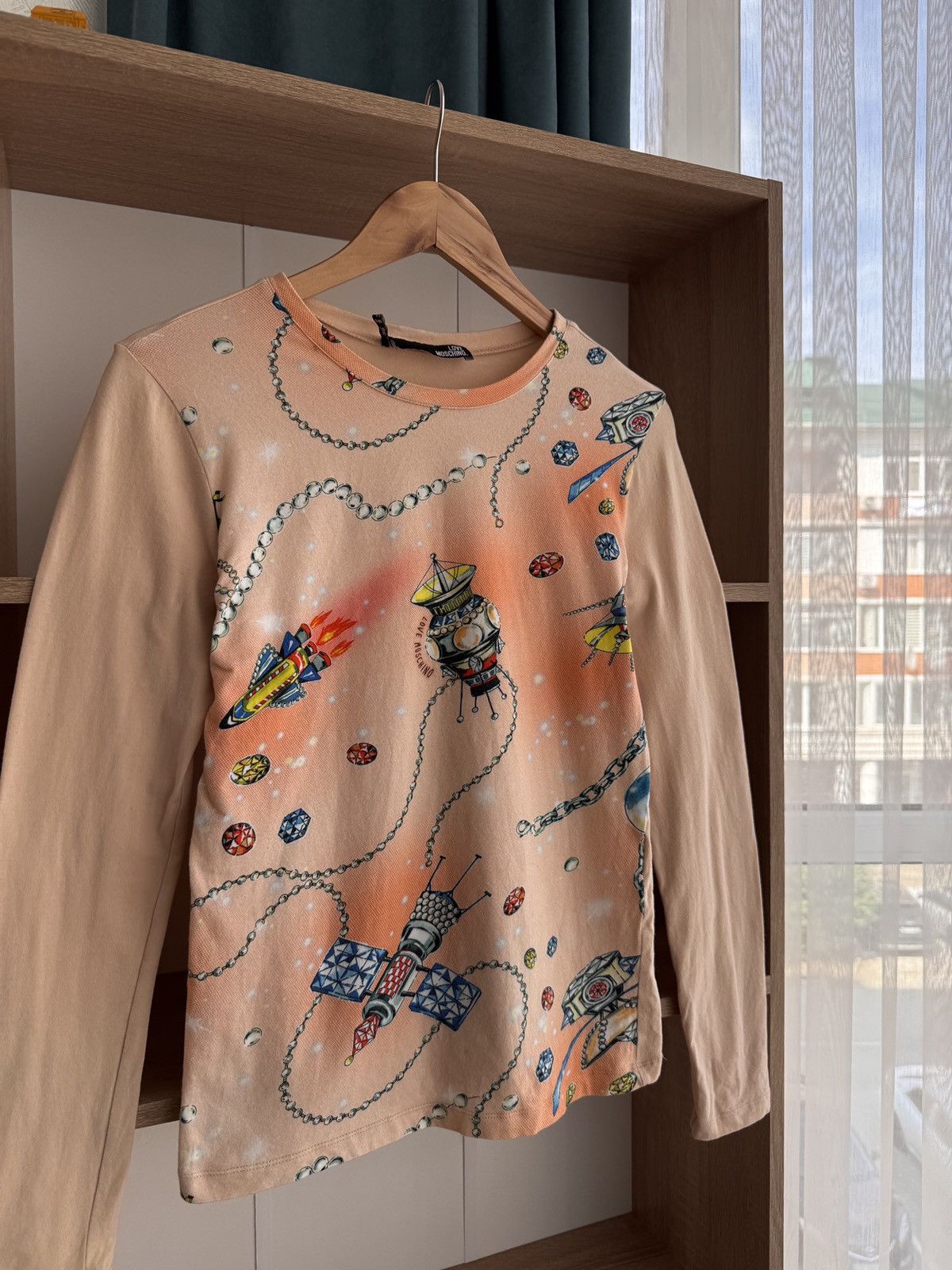 Love Moschino × Moschino × Vintage Vintage Love Moschino Luxury Space Galaxy LongSleeve Size M / US 6-8 / IT 42-44 - 3 Thumbnail