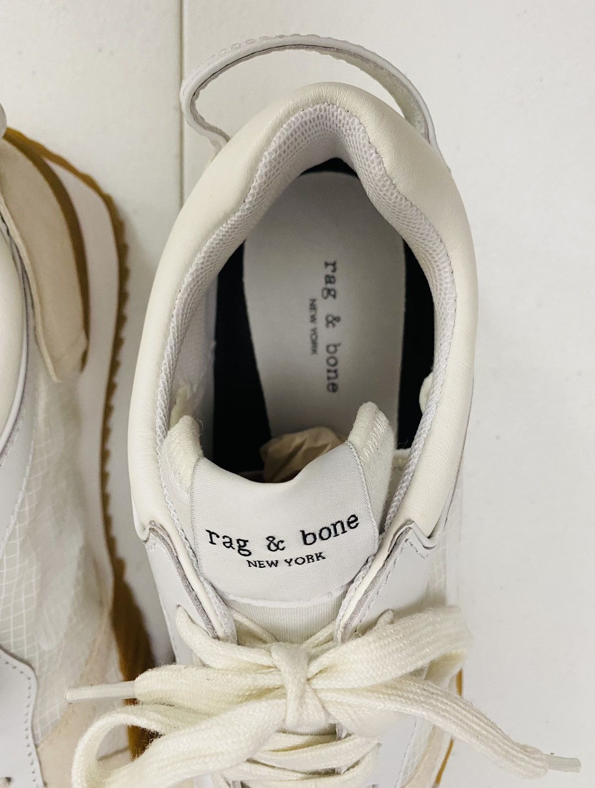 Rag & Bone Rag & Bone white/beige mesh/leather/suede retro runner NW Size US 10 / IT 40 - 18 Thumbnail