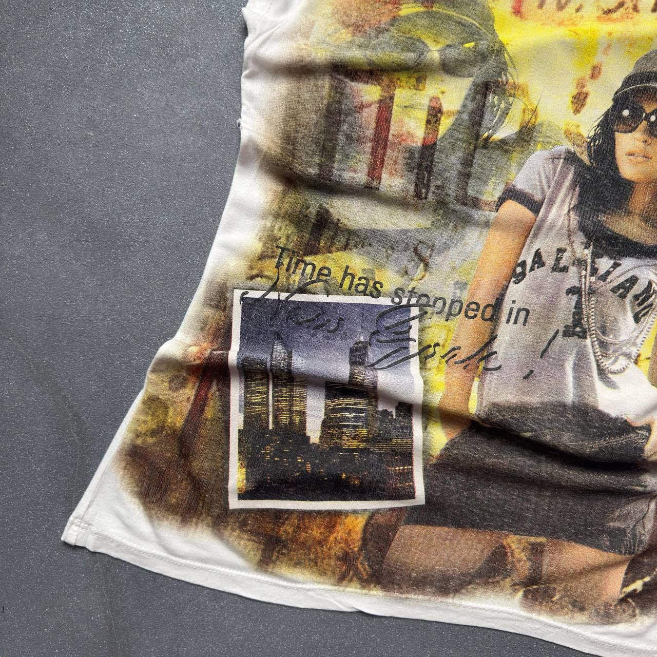 Japanese Brand × Vintage Y2K Sexy Lady Printed Vintage T-Shirt Size S / US 4 / IT 40 - 5 Thumbnail