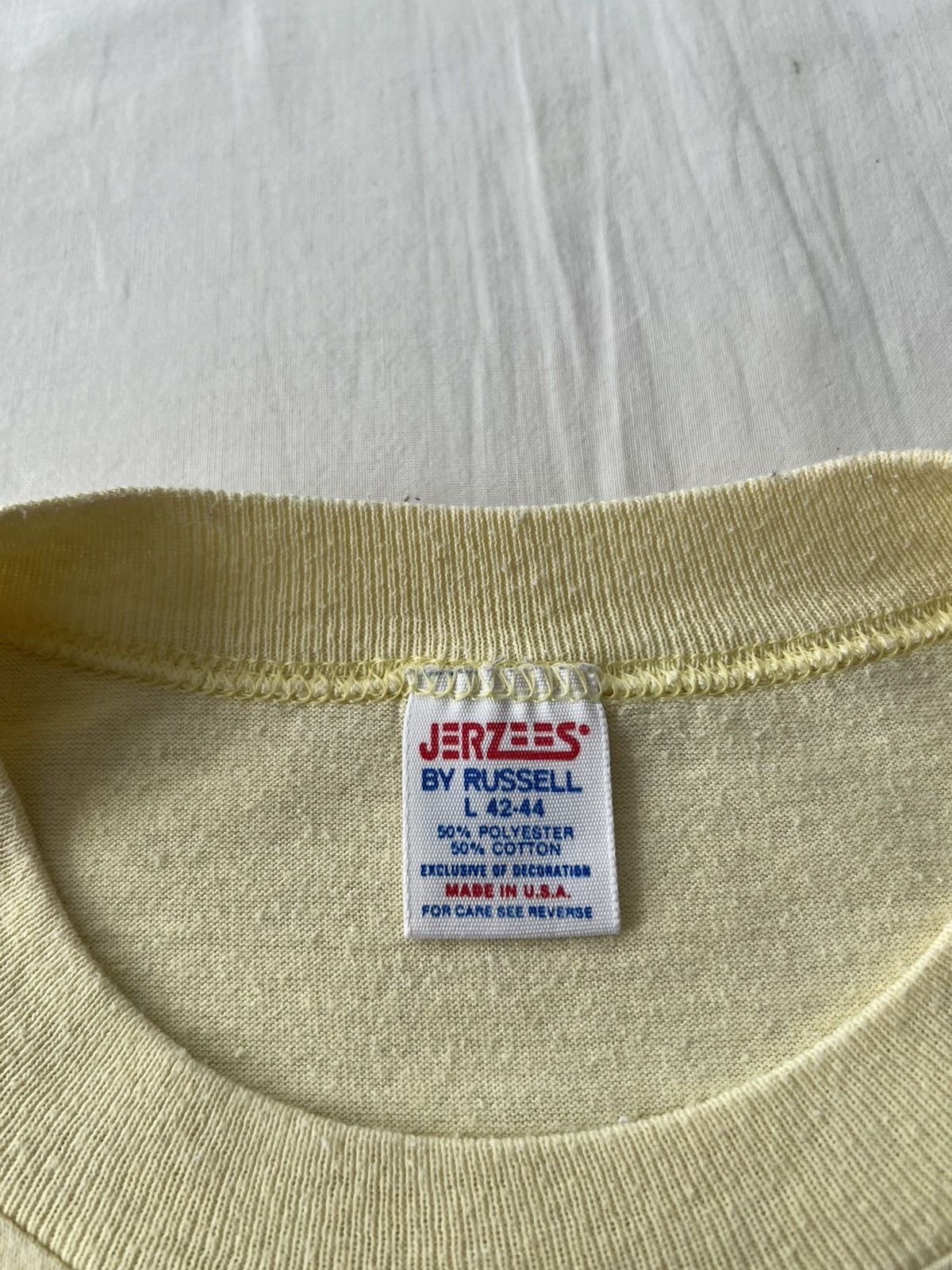 Vintage Vintage 80s New York City USA 50/50 Yellow T-shirt Size US L / EU 52-54 / 3 - 10 Thumbnail