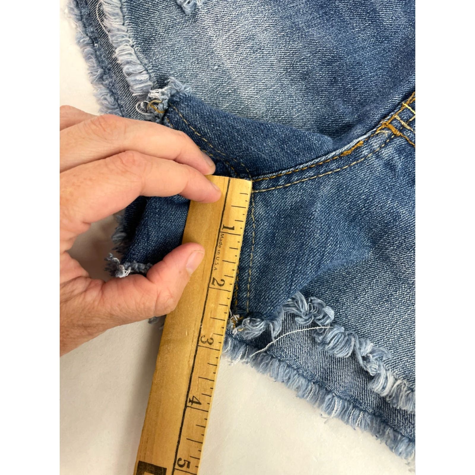 Doublet Refuge Shorts Women's 2 Blue Denim Frayed Distressed Cut-Off Double Button Size 26" / US 2 / IT 38 - 5 Thumbnail