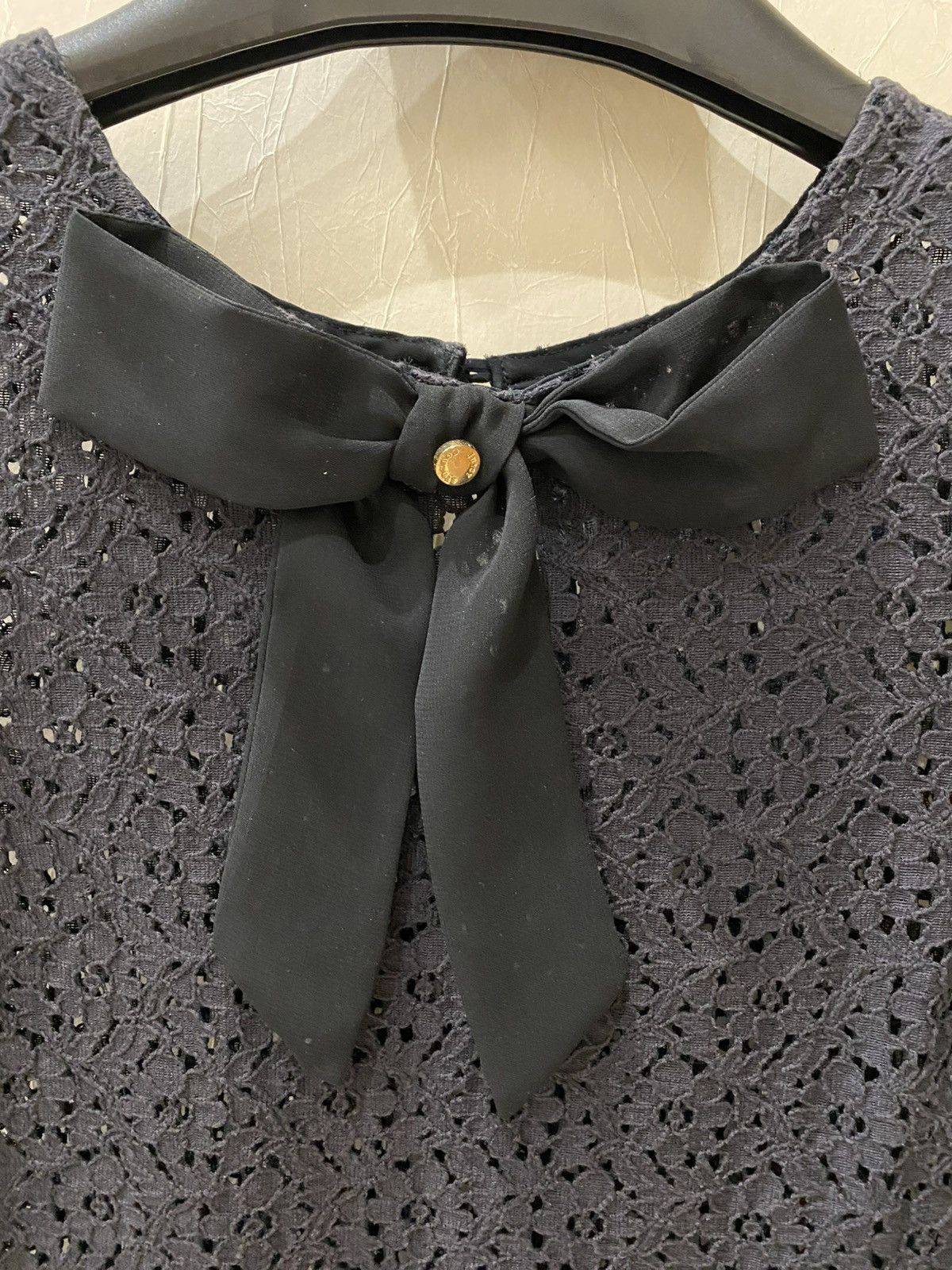 Juicy Couture Juicy Couture Navy Lace Blouse with Bow Size M / US 6-8 / IT 42-44 - 9 Thumbnail