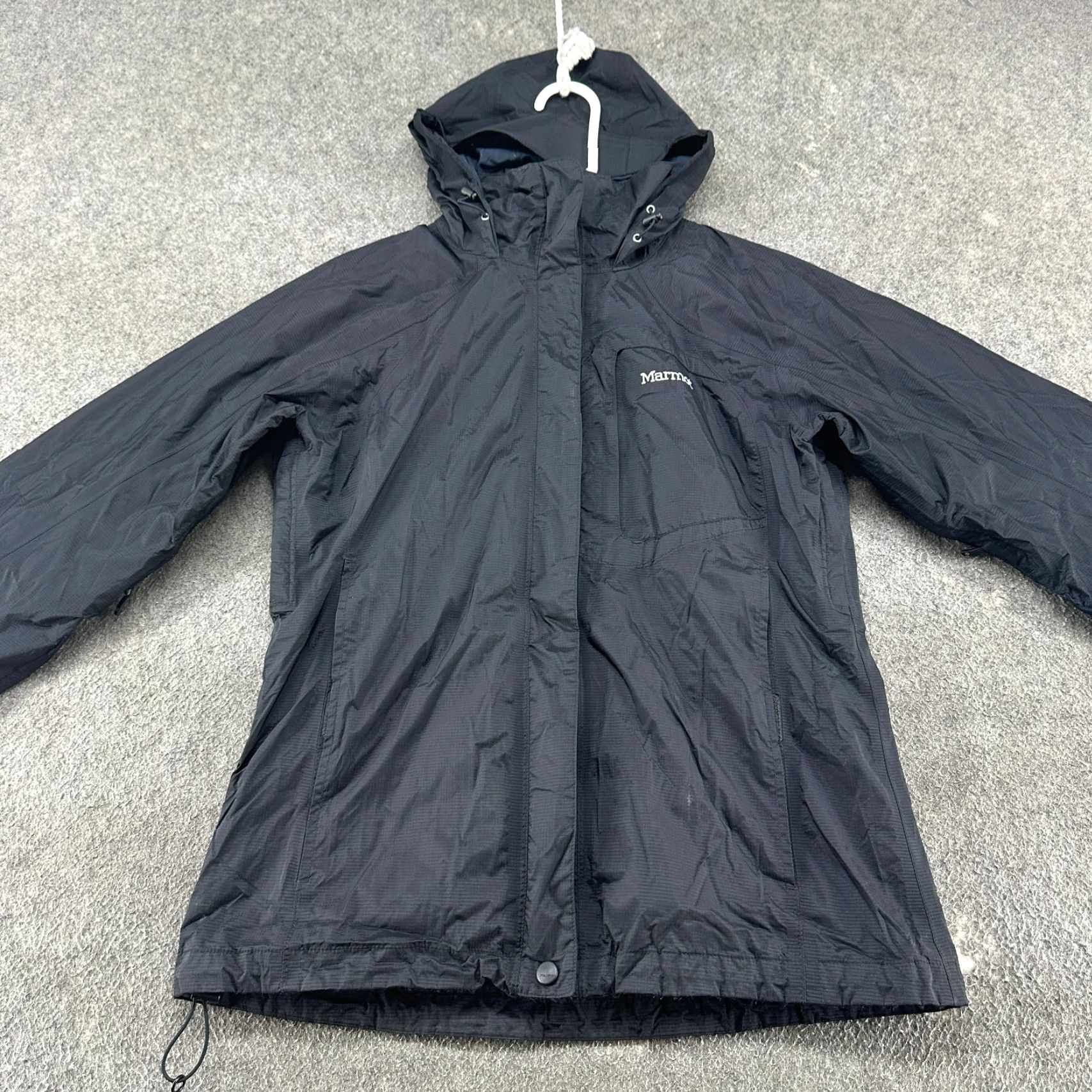 Marmot Marmot Jacket Womens Medium Black Windbreaker Hooded Taped Seams Nylon Rain Coat Windbreaker Jacket Womens Medium Black Size M / US 6-8 / IT 42-44 - 3 Thumbnail