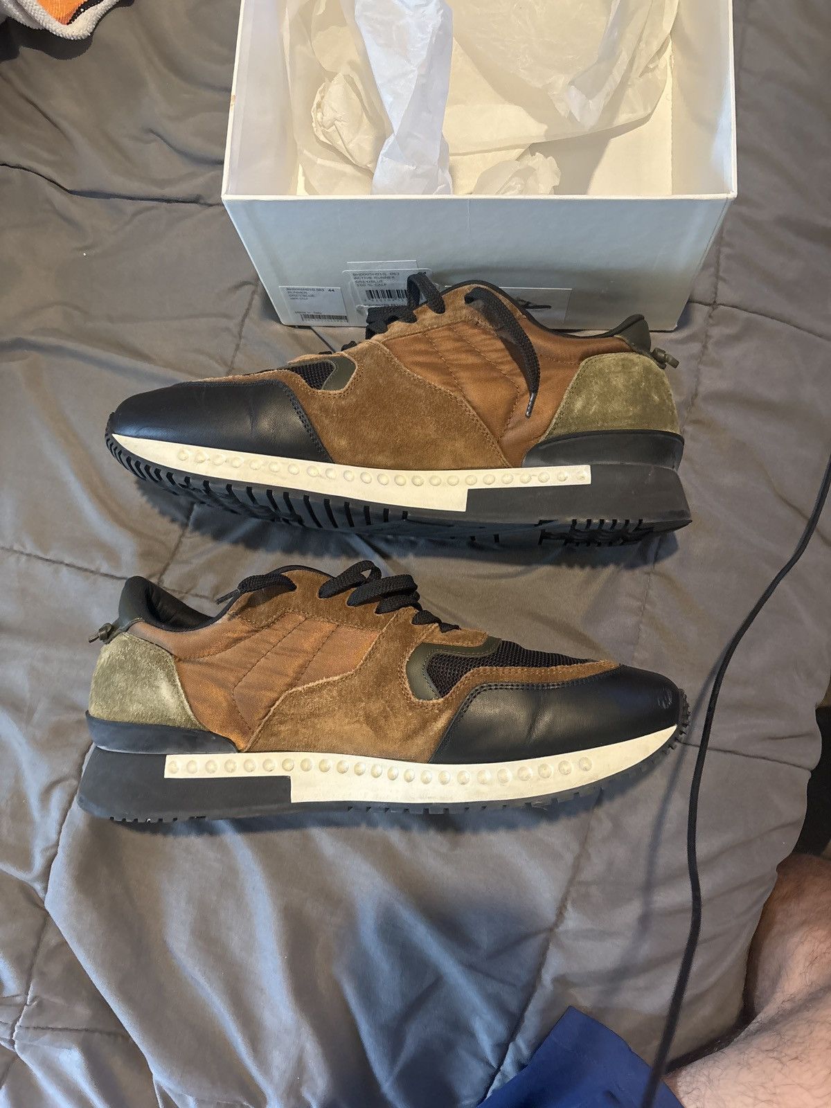 Givenchy Givenchy lightly used 44EU OG Box Size US 11 / EU 44 - 2 Thumbnail
