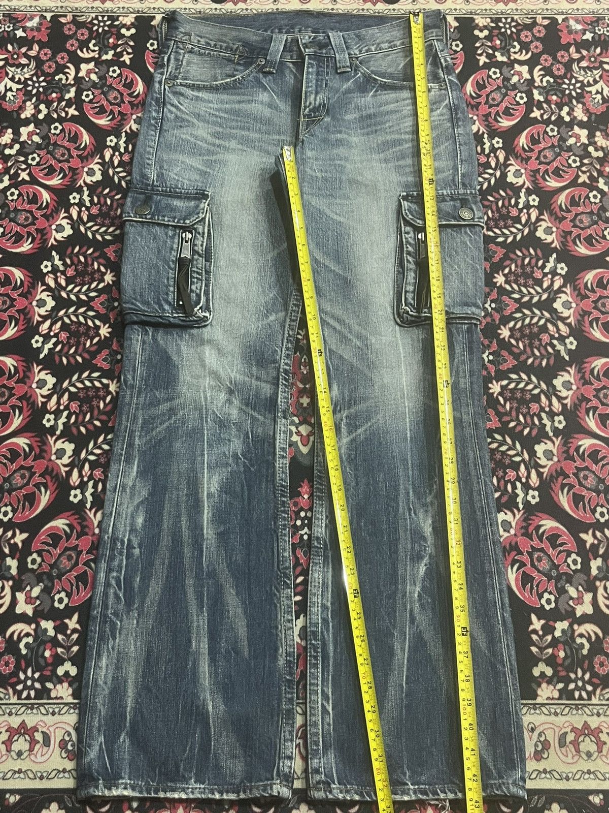 Levi's Levi’s 507 Japan Alluring Blue Washed Cargo Flare Jeans Size US 32 / EU 48 - 13 Thumbnail