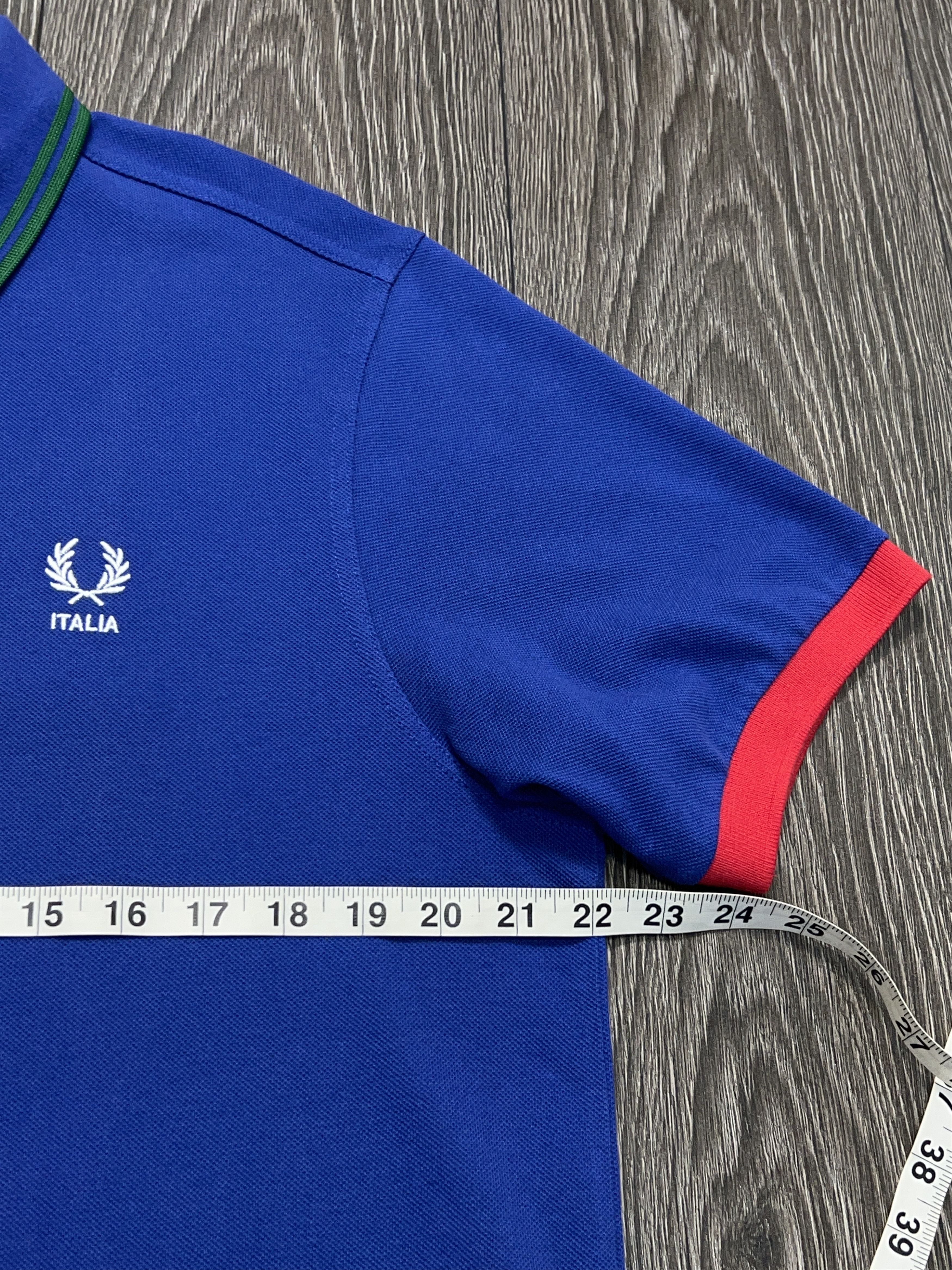 Fred Perry Italy Embroidery Logo Classic Polo Cotton T Shirt Tee Size L Size US L / EU 52-54 / 3 - 8 Thumbnail